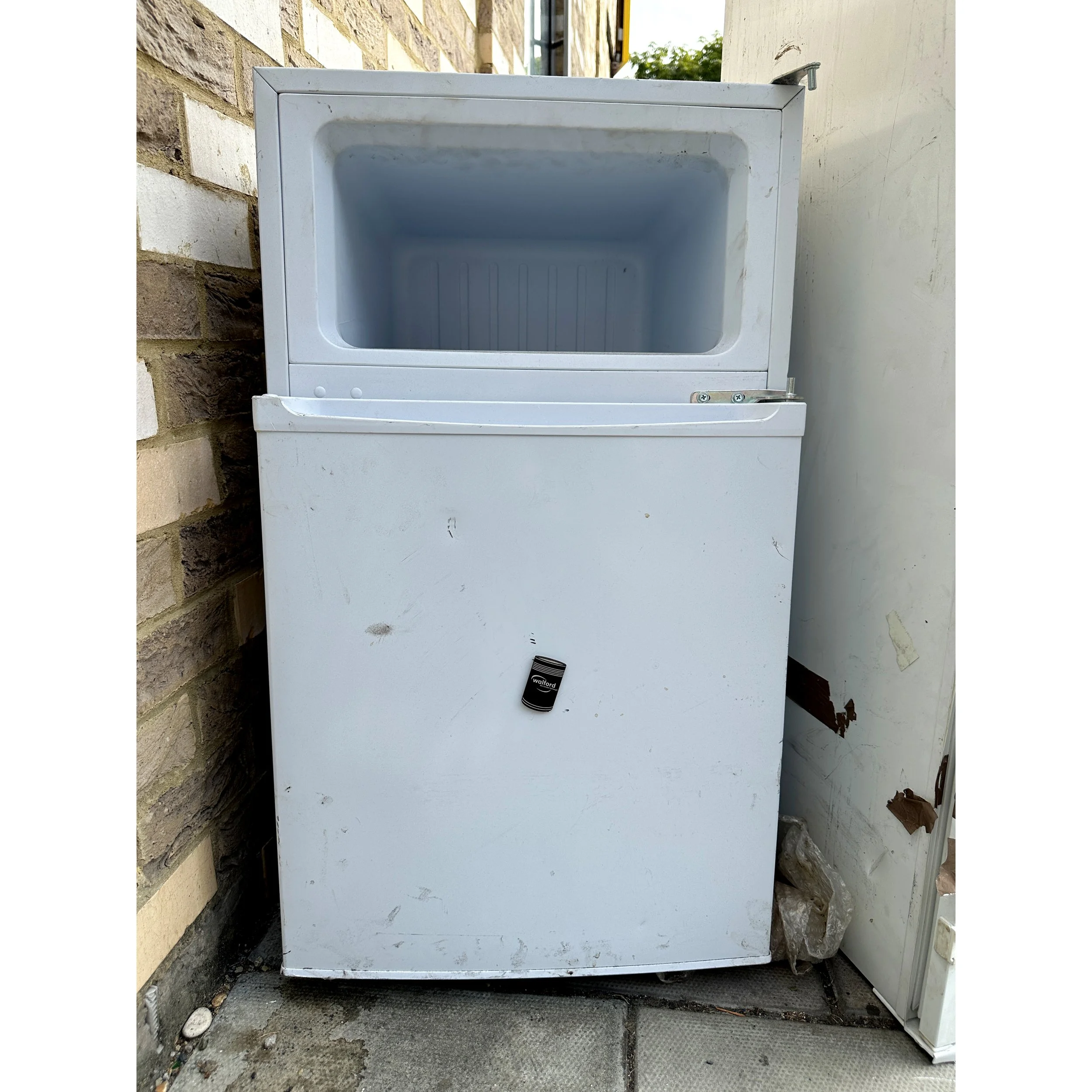 walford_bin_magnet_small_fridge.jpg