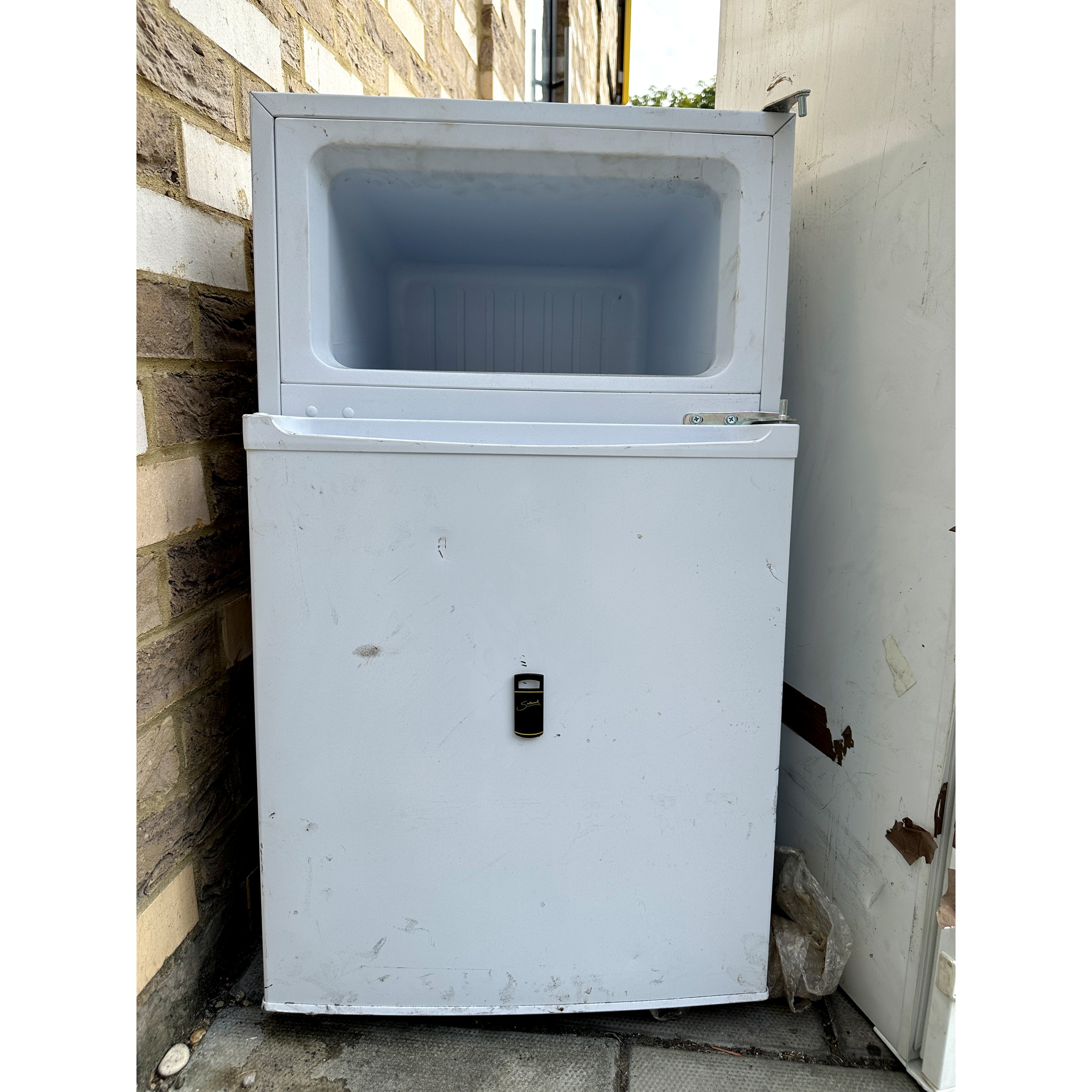 southwark_bin_magnet_small_fridge.jpg