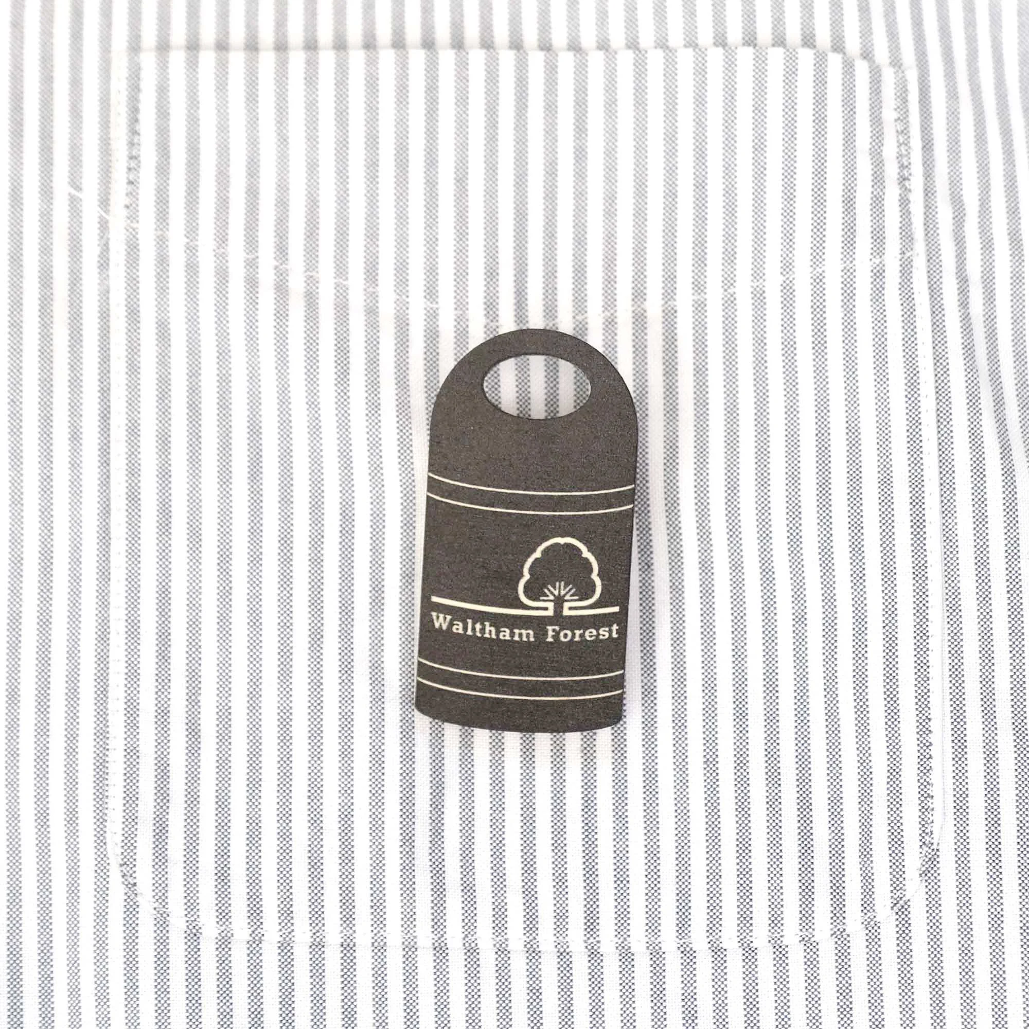 Waltham_Forest_bin_badge_pocket_1_small.jpg