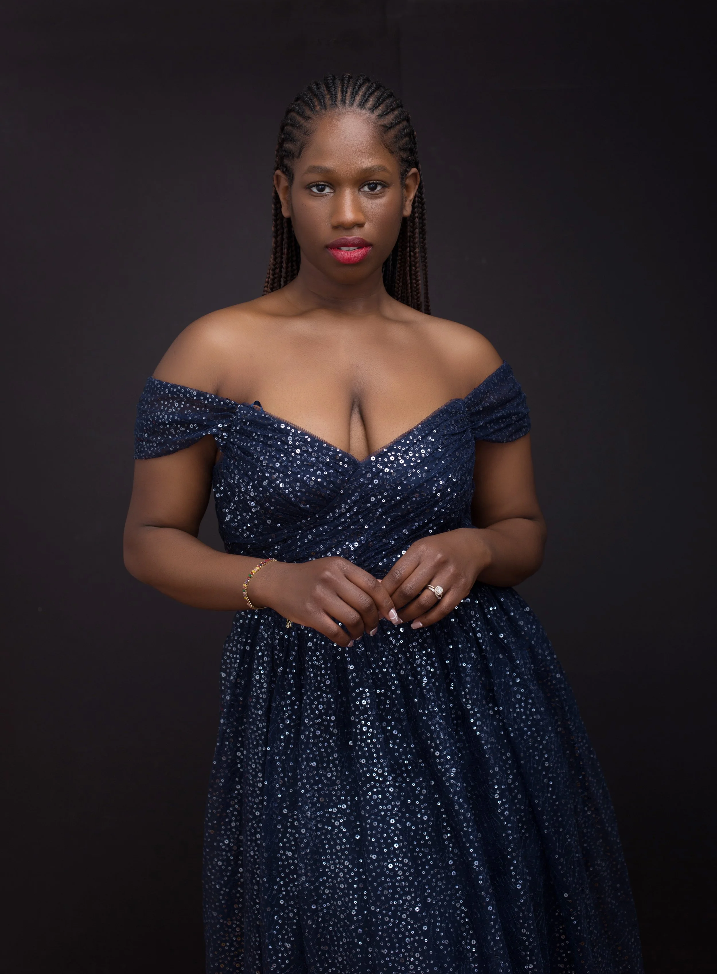 wall portraiture in Montreal photo studio