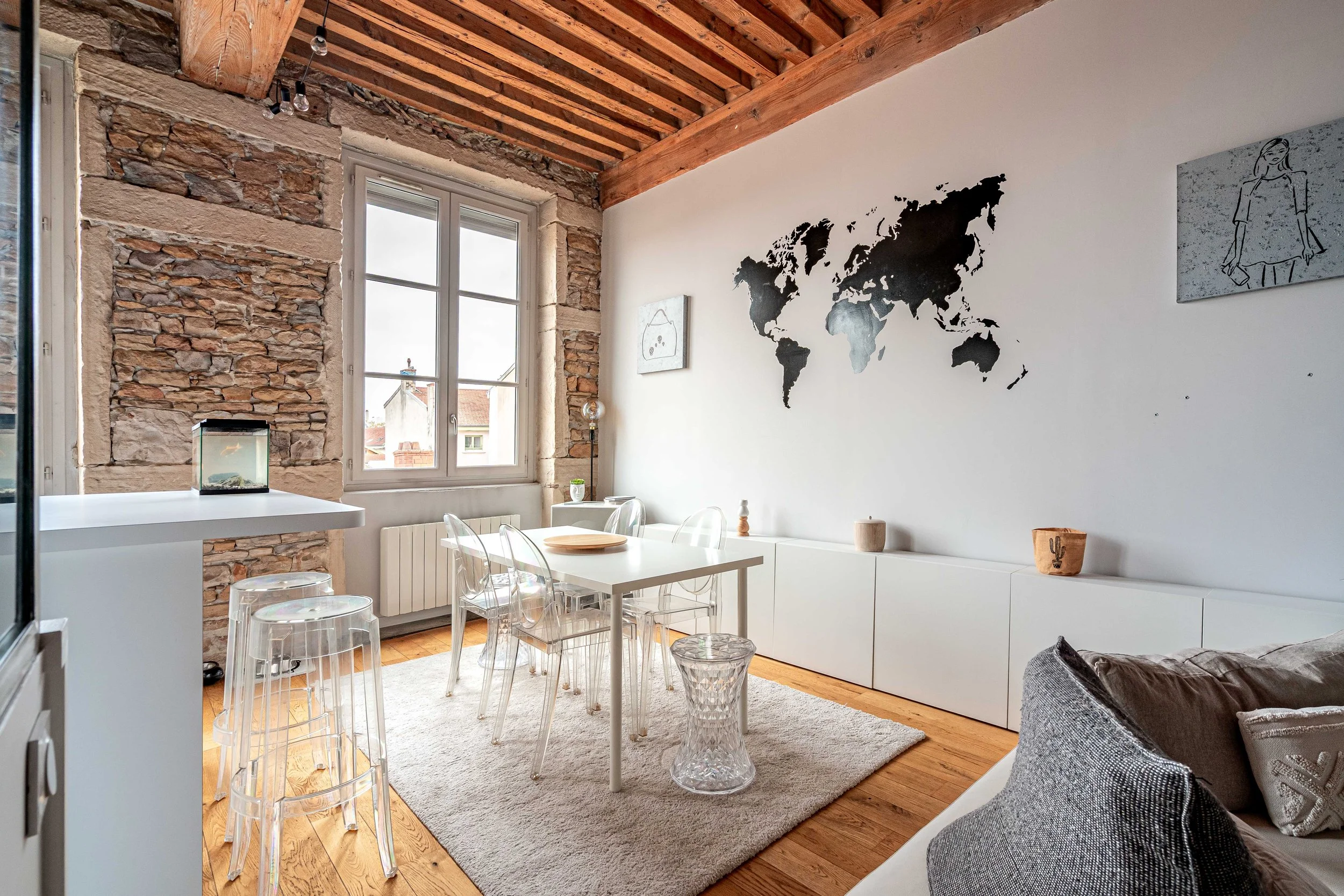 XRousse 10.2025-2.jpg