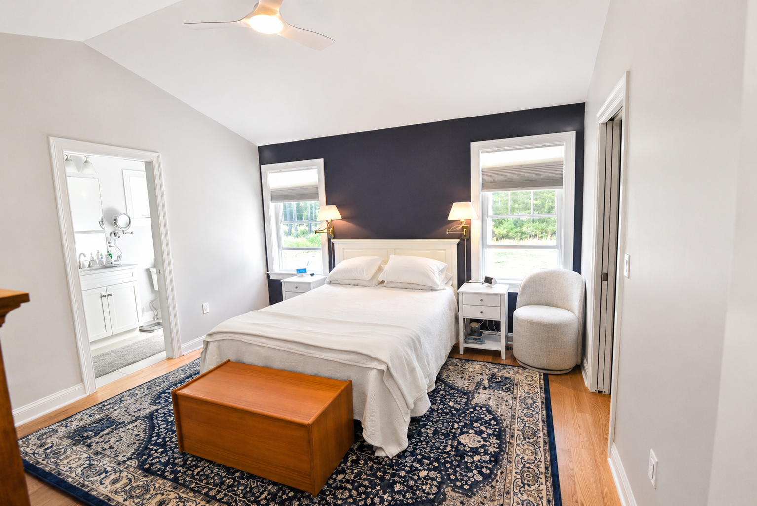 LINKS_3 EAGLE_MASTER BEDROOM.png