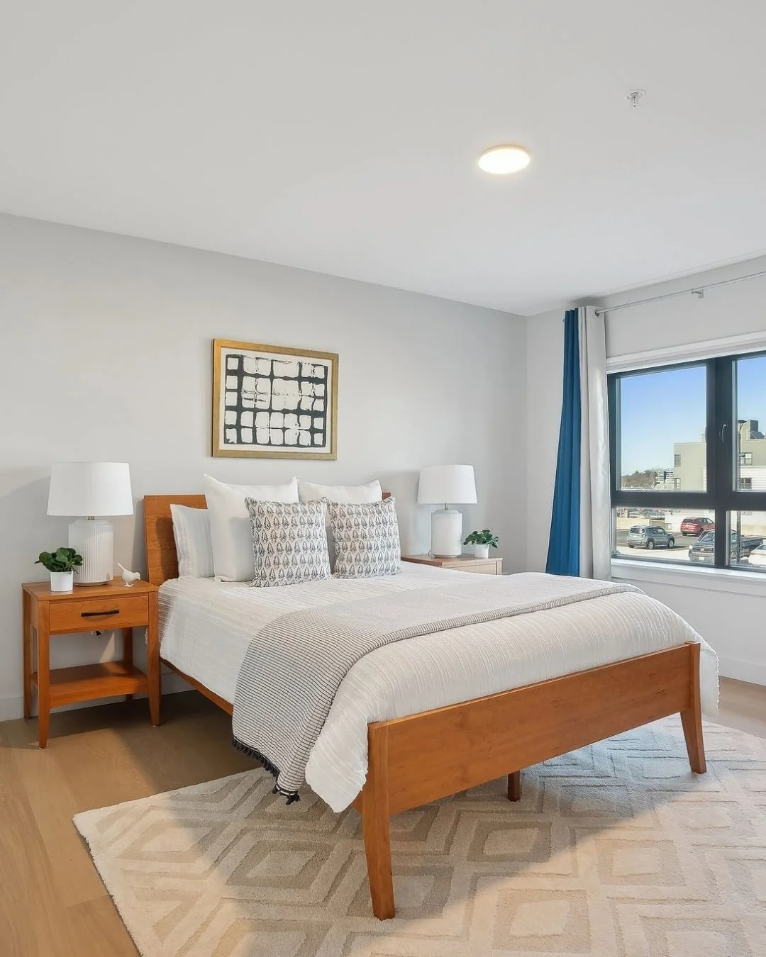 🔥 PRICE DROP ALERT! 
Now just $525,000 for a modern condo in Portland&rsquo;s vibrant Bayside neighborhood.

📍 75 Chestnut Street, Unit 309
🛏 1 Bedroom | 🛁 1.5 Bathrooms | 📐 877 Sq. Ft

With sleek design, walkable city living, and top-tier ameni
