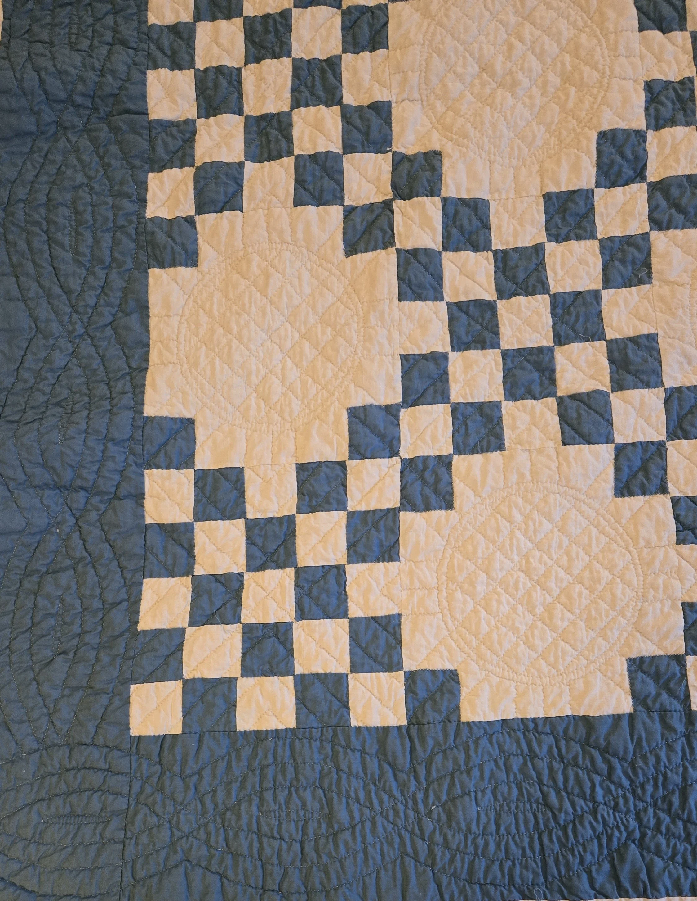 BlueWhite Irish Chain.jpg