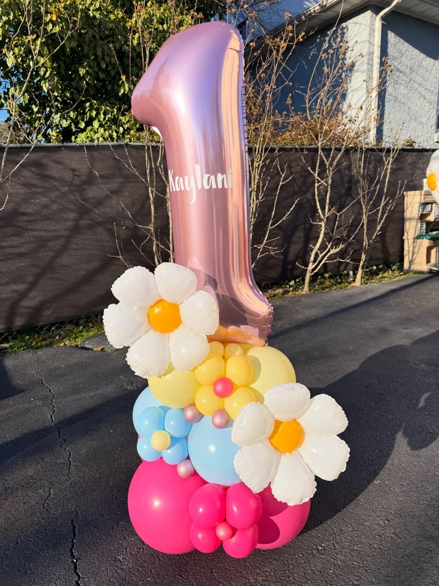 Balloon packages available 🎈

We have a new list of packages to make you&rsquo;re event planning clear and simple! Ask us for details when booking your next event! 

✨Number Short Stack
✨Stand Alone Signature

Which package would you choose for your