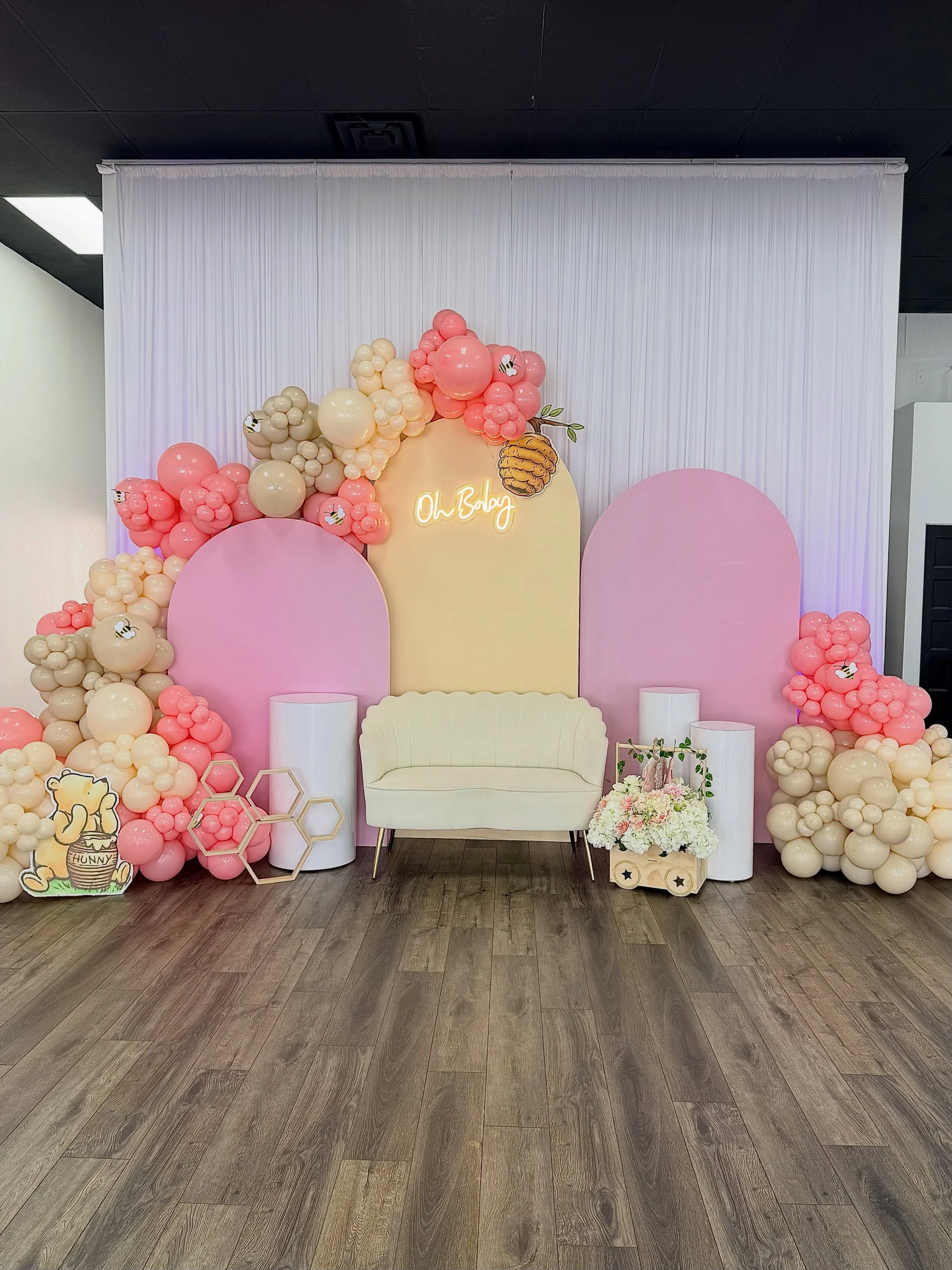 Oh honey 🍯

#pooh #babyshower #nj #balloons #balloongarland