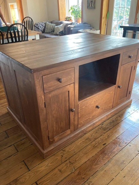 custom island 3 pullout.jpg