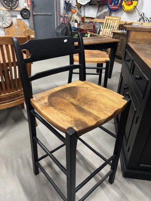bar stool.jpg