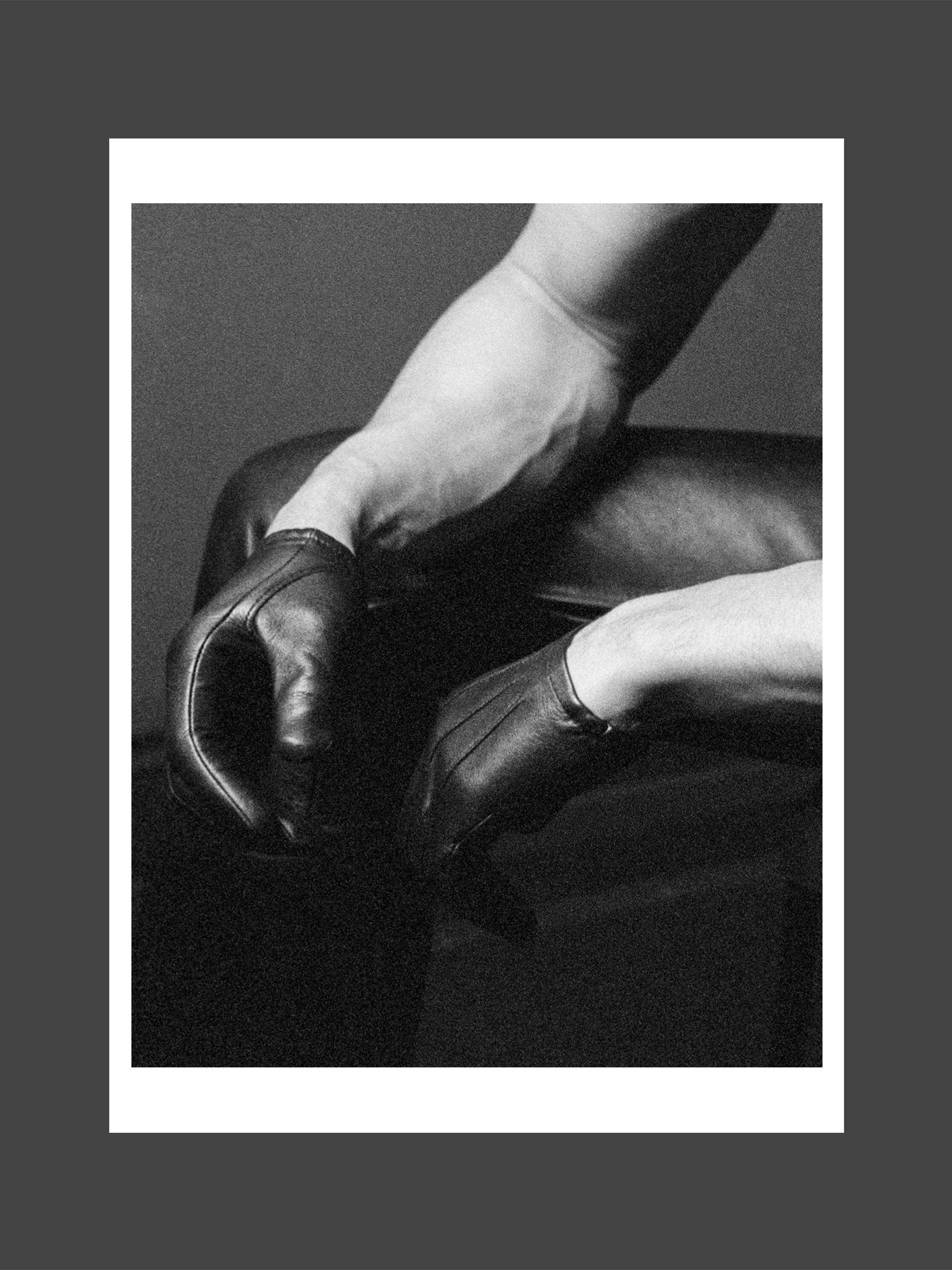 PreviewsYaz Gloves.jpg