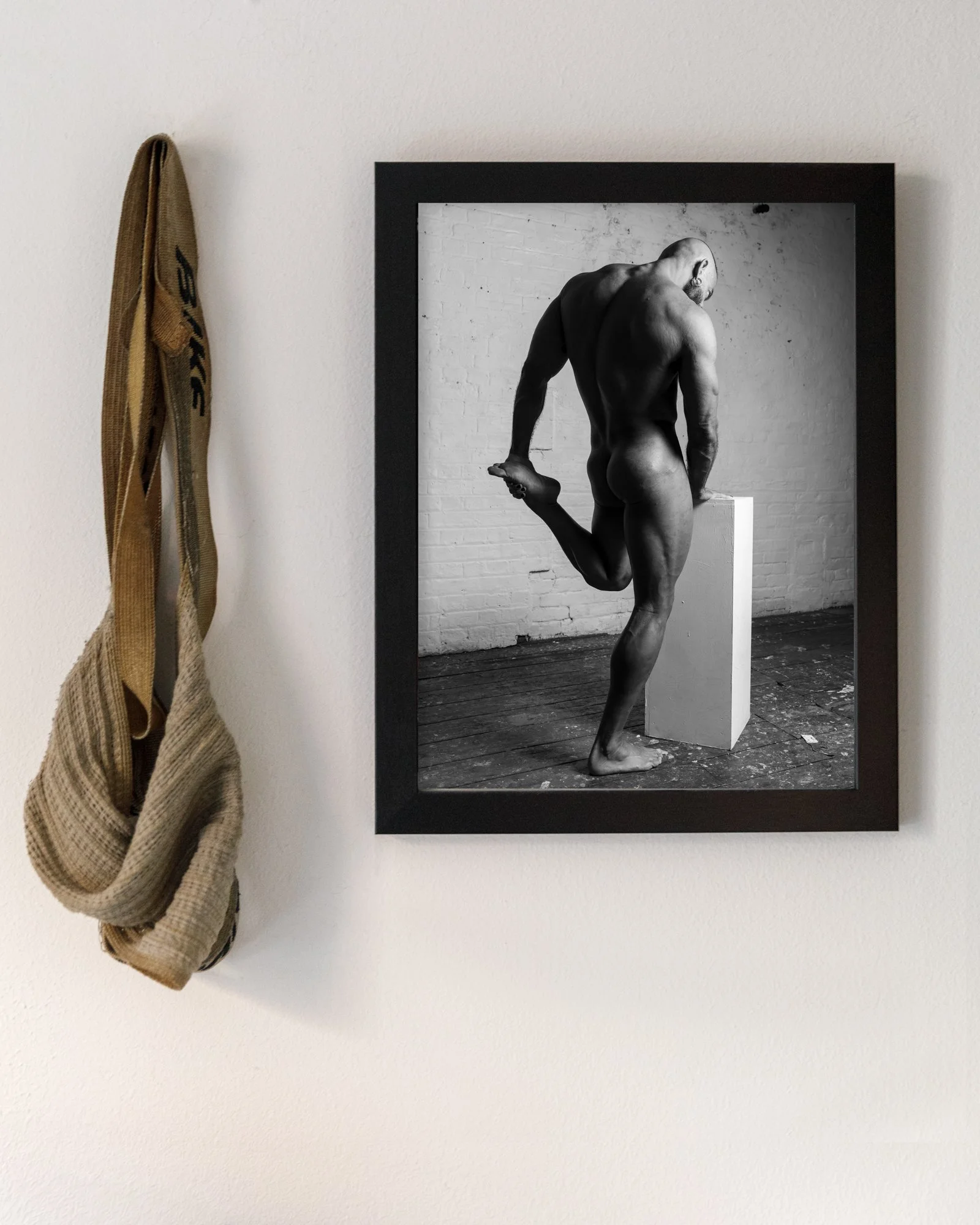 A4_Mockup_Edgar Plinth 04.jpg