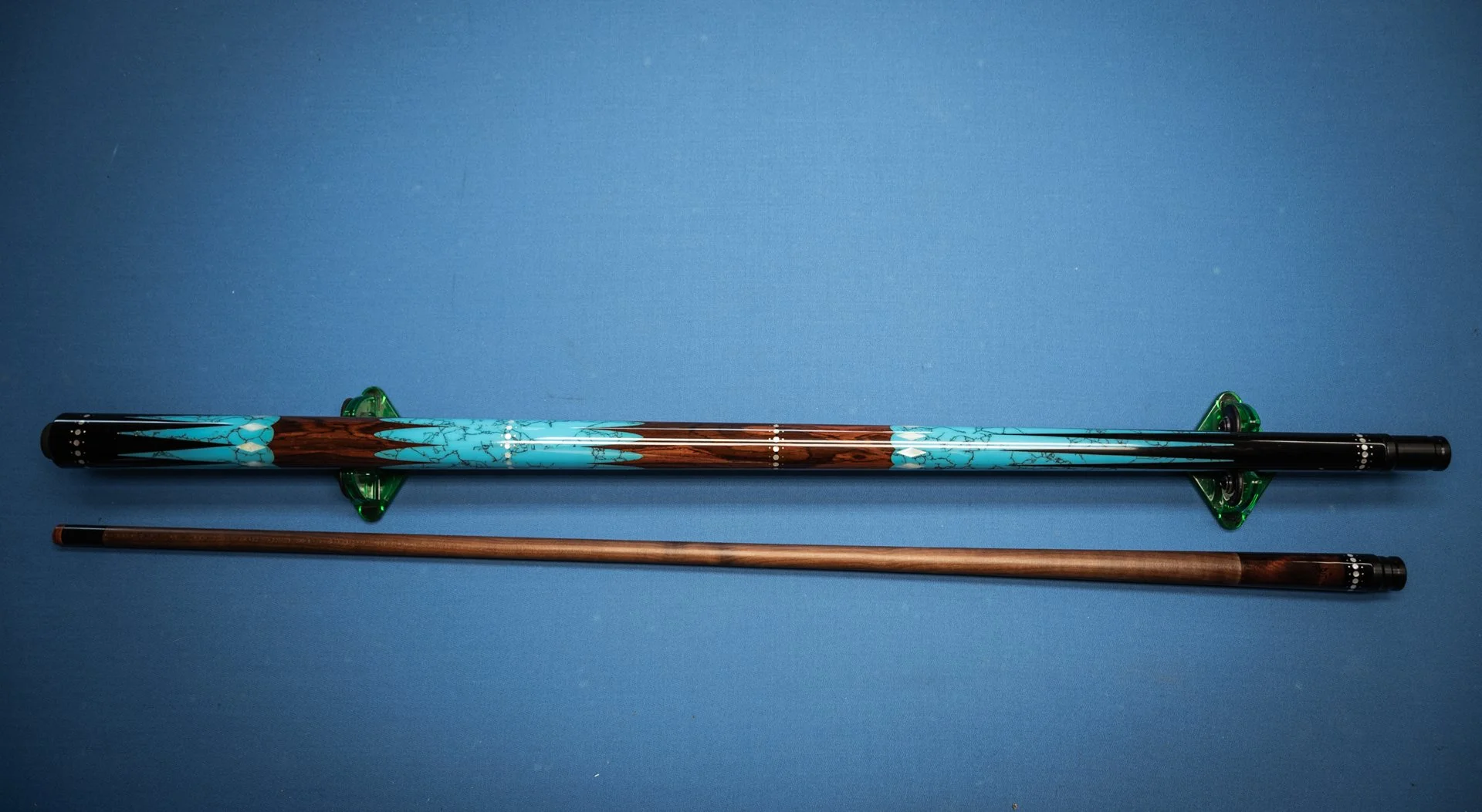 KaineCues-226-132.jpg