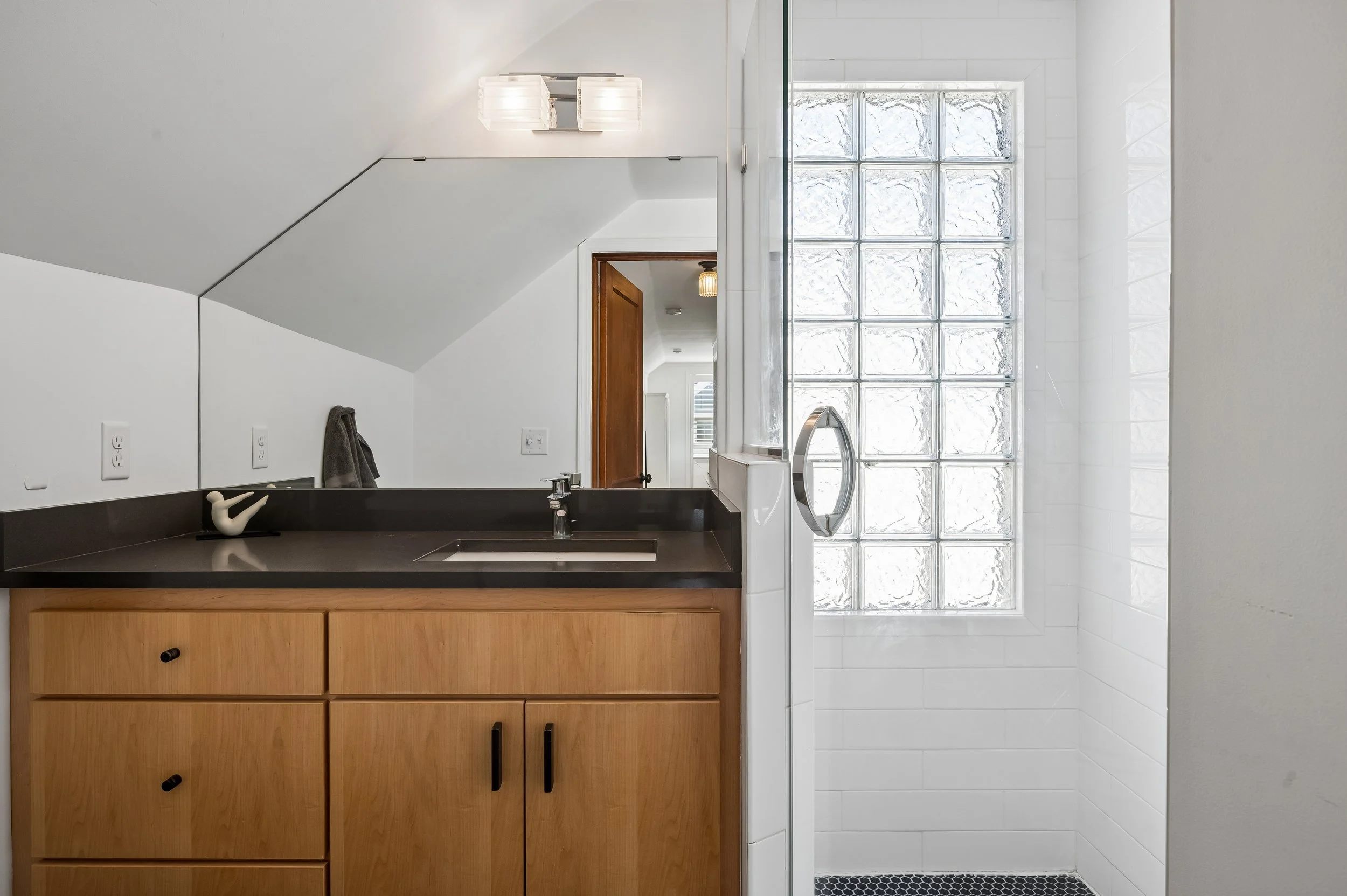 4111 Raleigh Avenue - Spacecrafting - 0027 copy.jpg