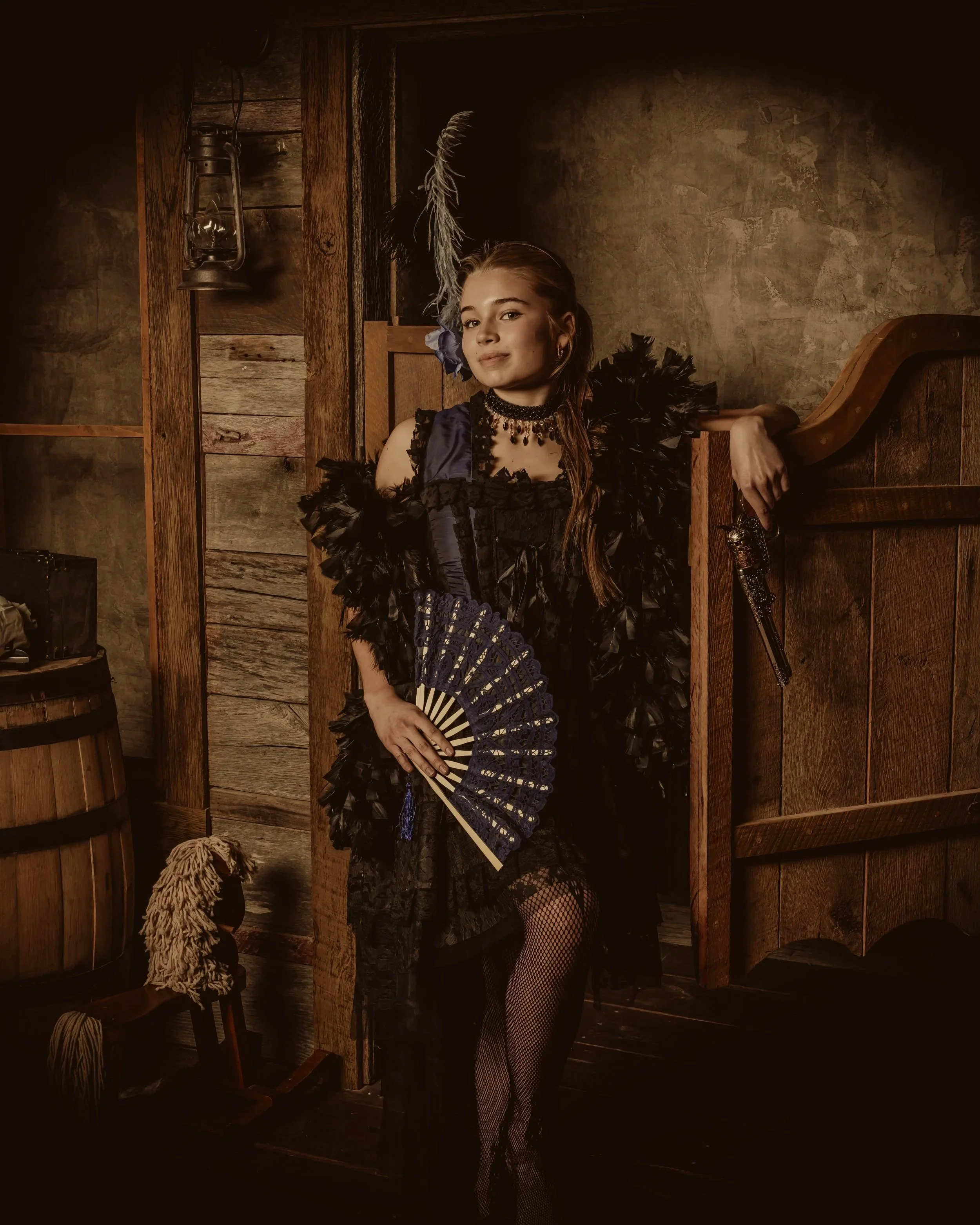 Western - Wild Gals Old Time Photos in Pigeon Forge and Gatlinburg