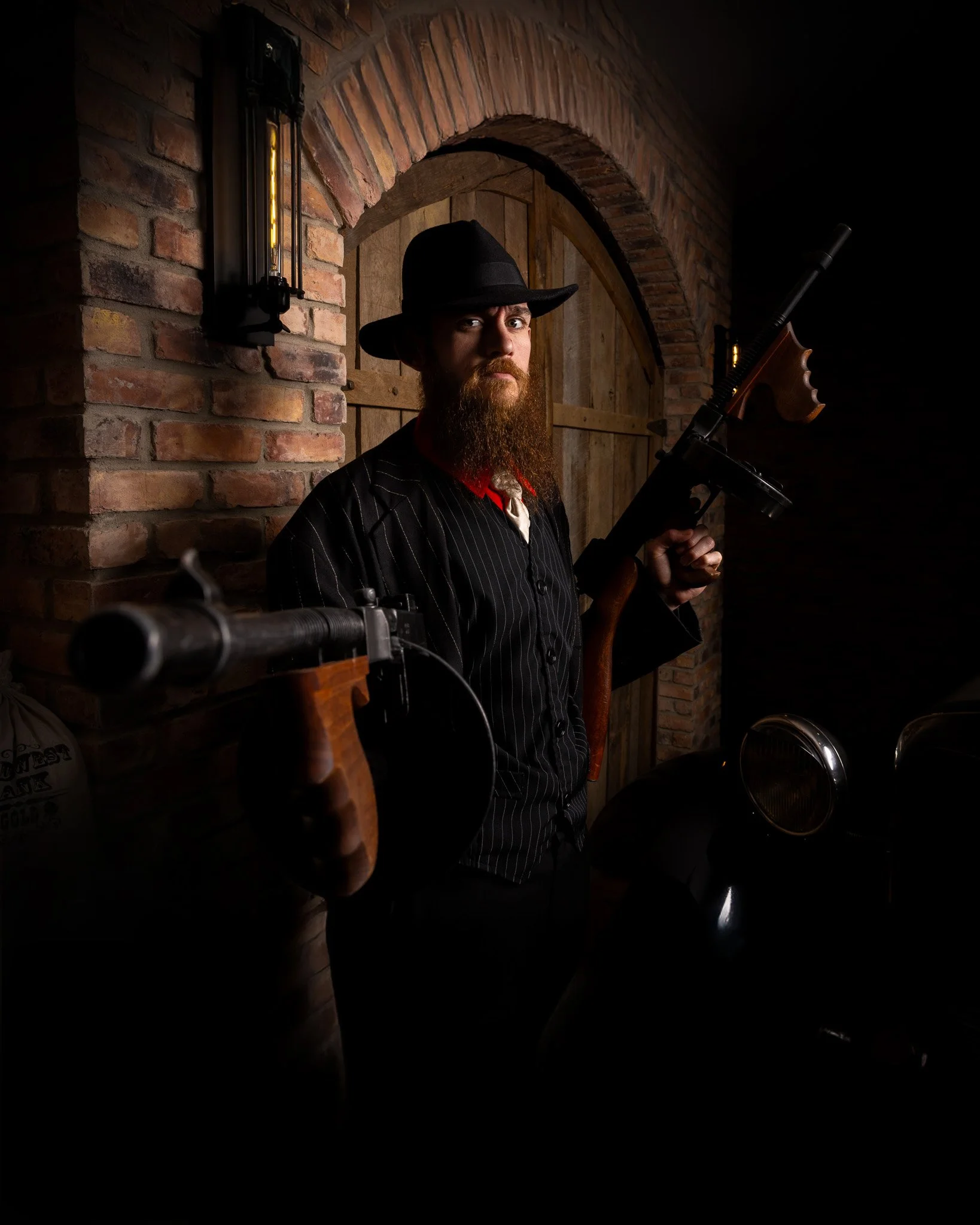 Gangster | Tommy Guns - Wild Gals Old Time Photos in Pigeon Forge and Gatlinburg