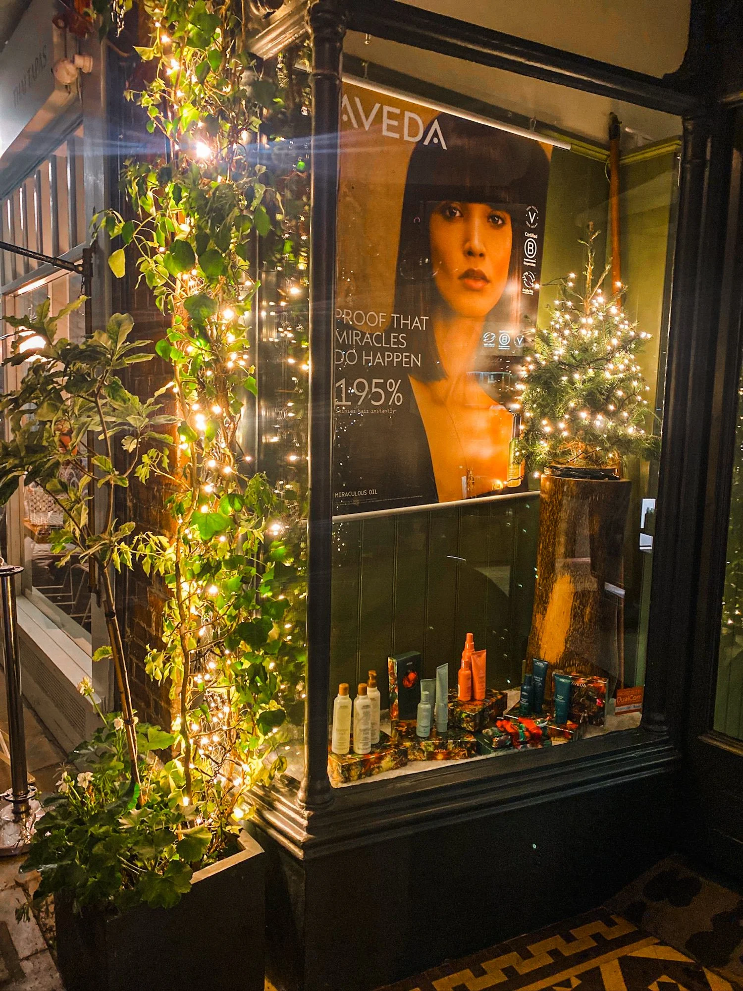 WhatsApp Image 2025-12-11 at 08.30.33 (1).jpg