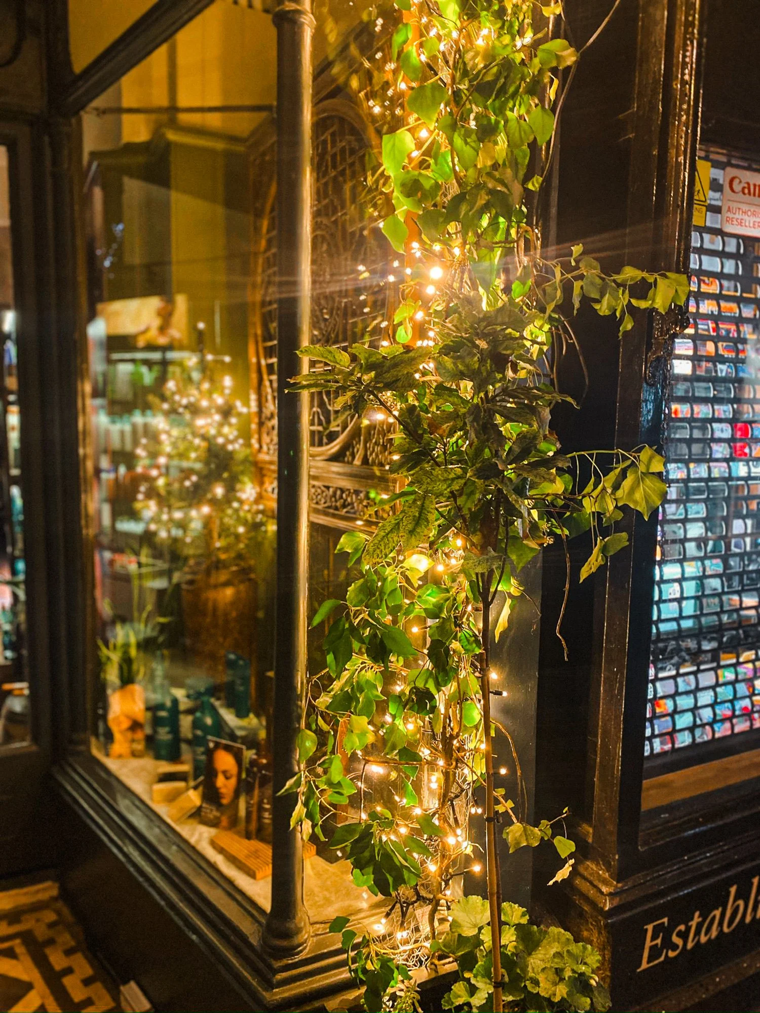 WhatsApp Image 2025-12-11 at 08.30.33.jpg