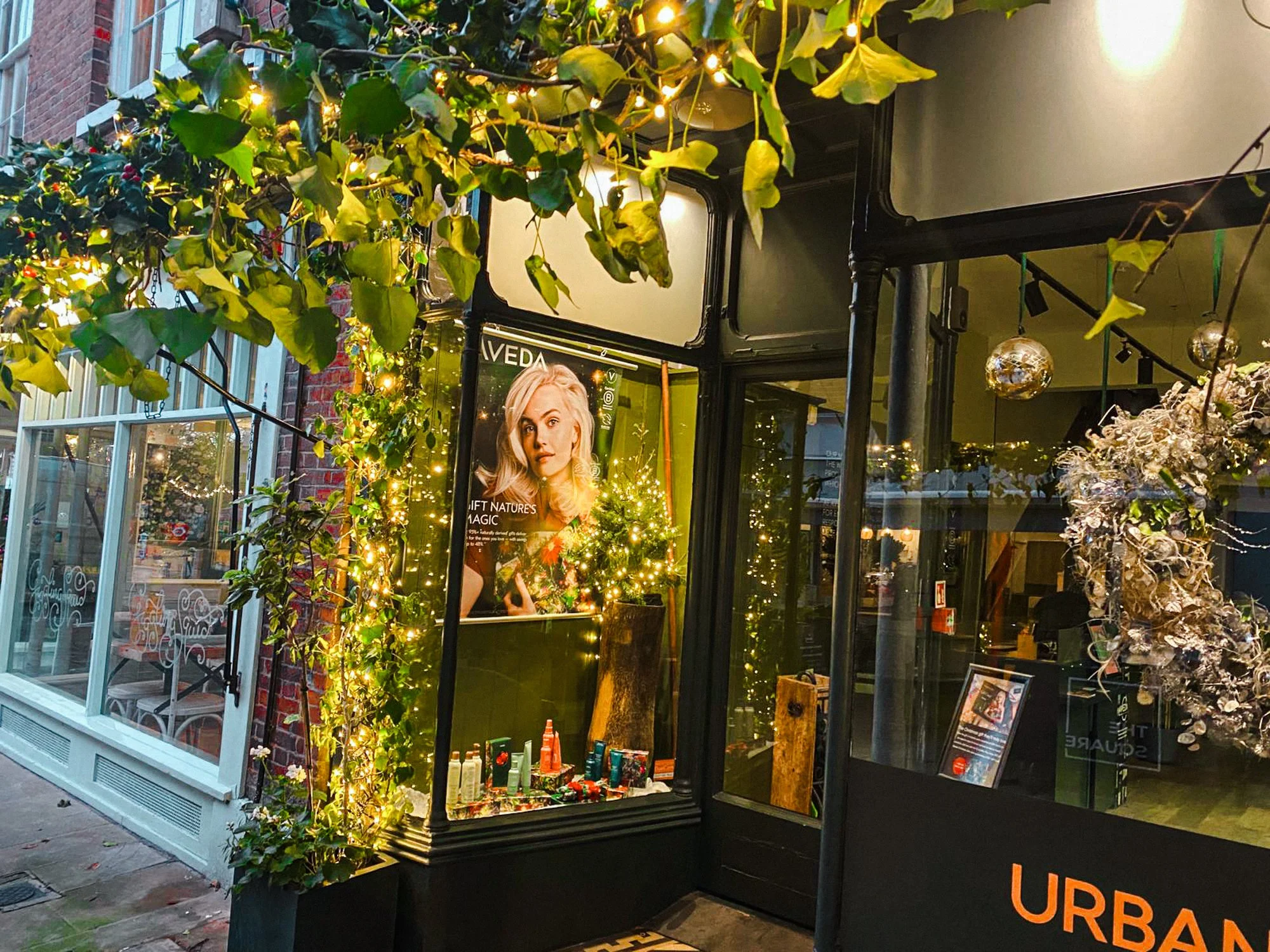 WhatsApp Image 2025-12-11 at 08.30.37.jpg