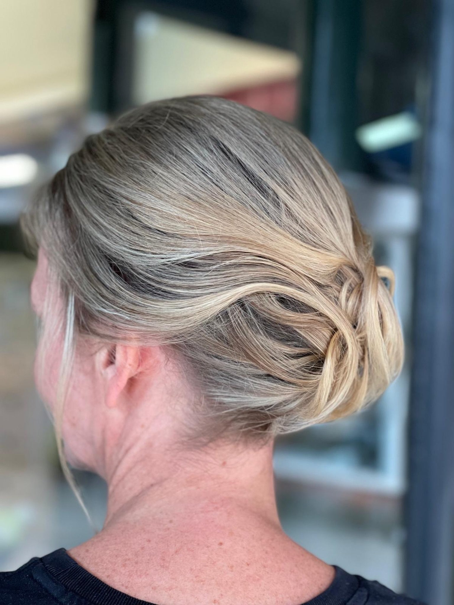 It&rsquo;s officially hair up season 💫
From soft, romantic updos to sleek, statement styles, we&rsquo;ve got you covered for your big night. Whether you&rsquo;re after effortless elegance or full glam, we&rsquo;ll create a look that lasts from your 