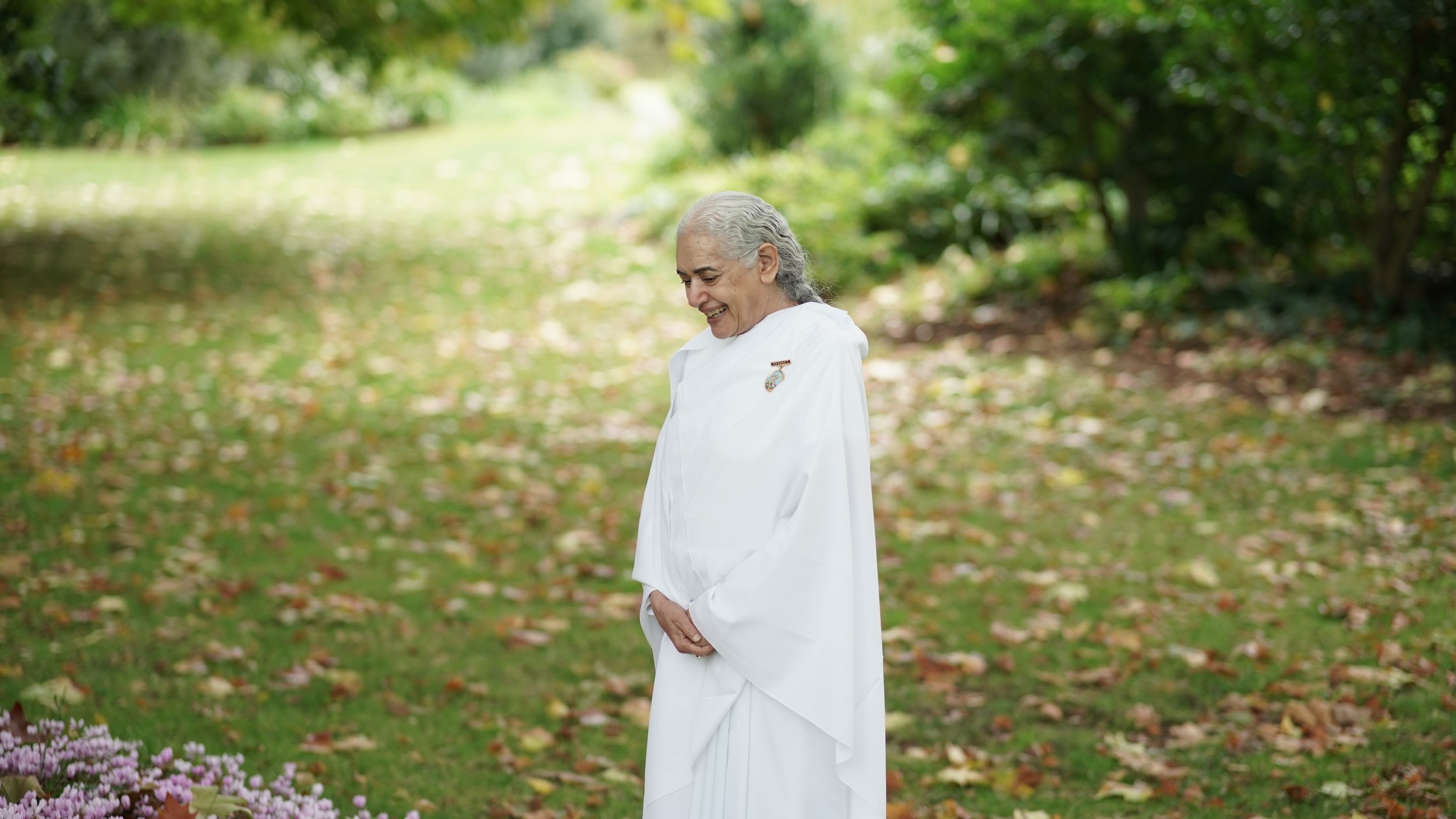 Sister Jayanti : méditer pour guérir le monde