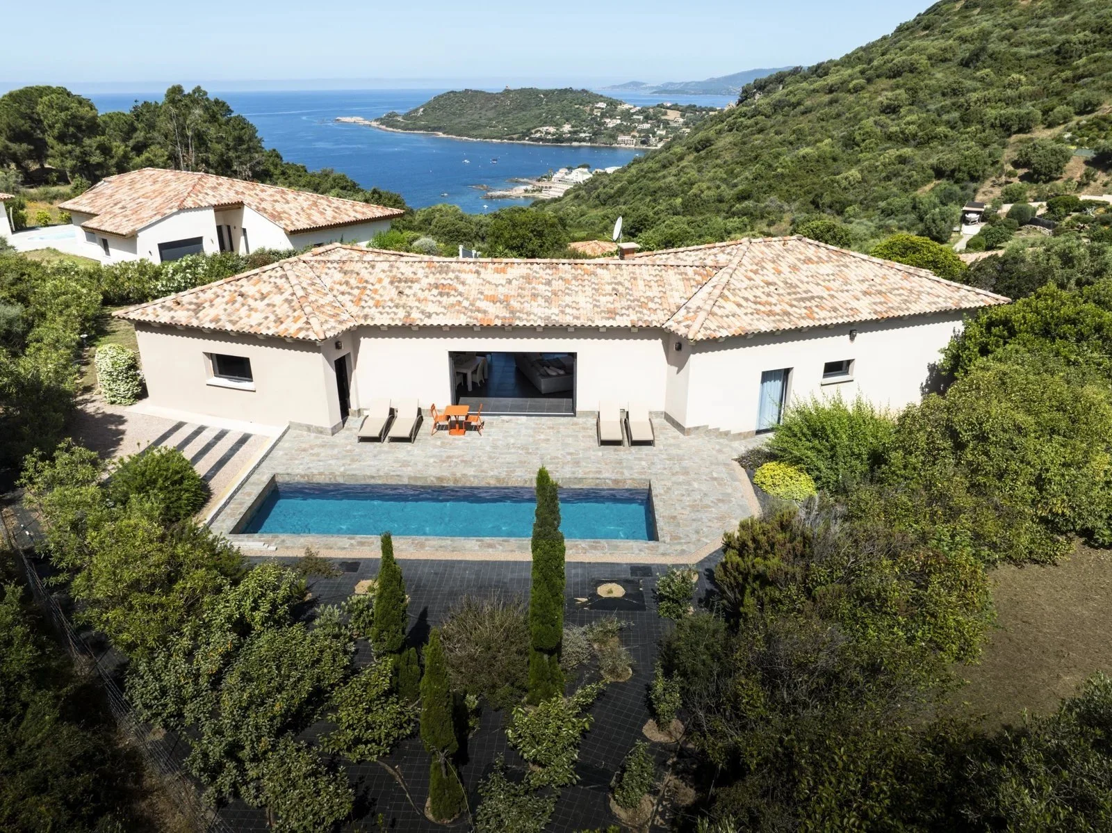 Location Villa avec piscine à Masorchia