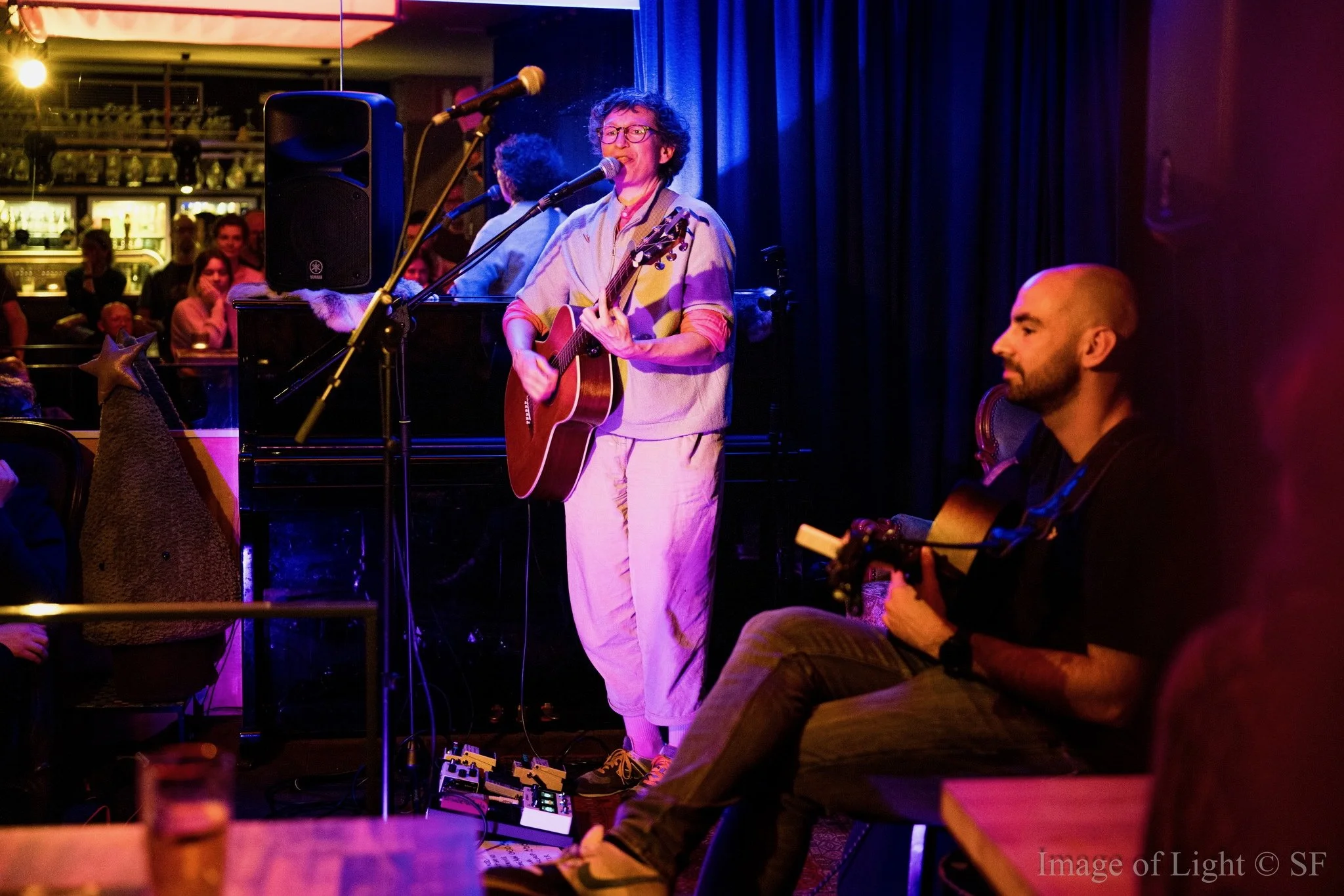 Tuesday Circle #90 - 16 van 27.jpeg