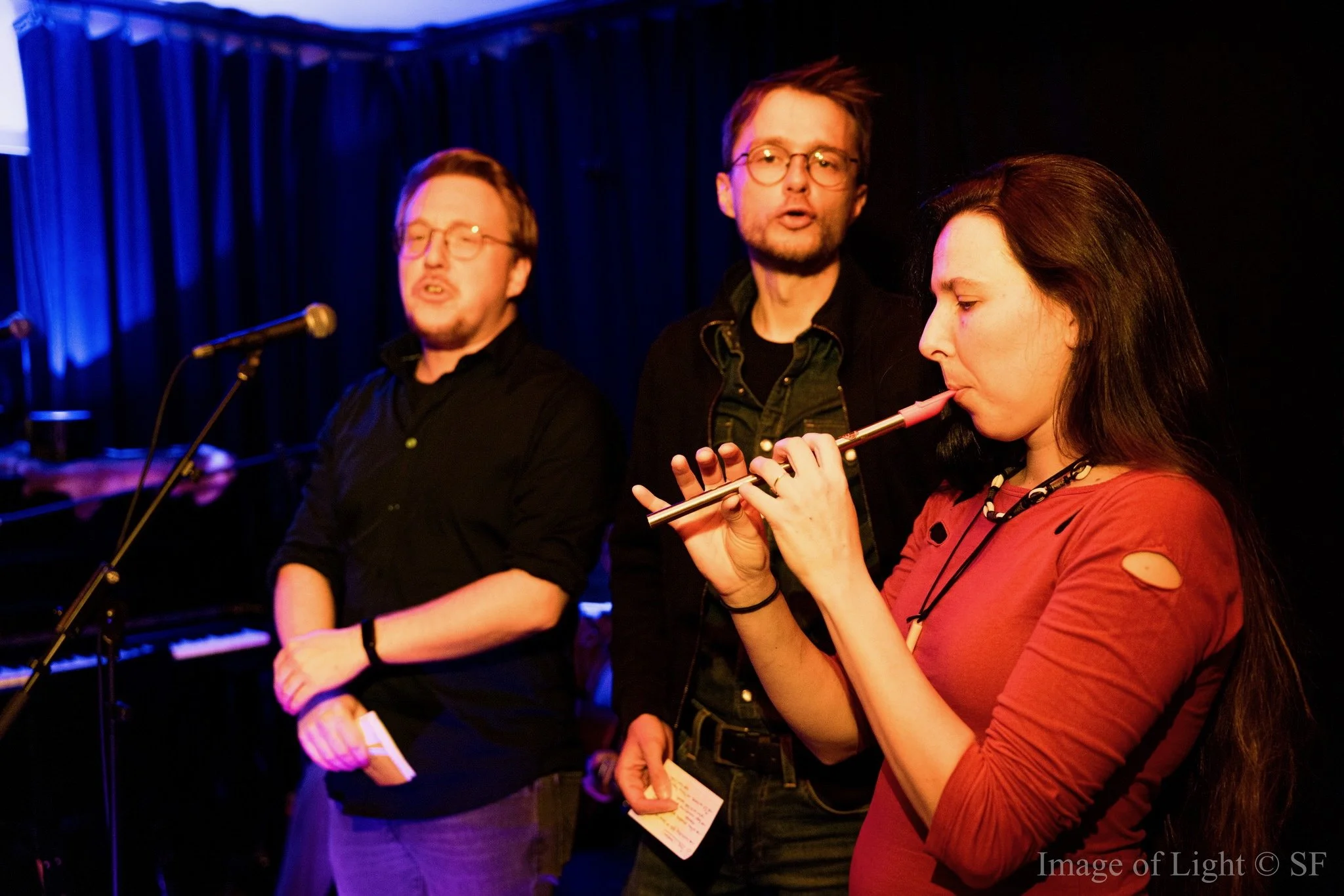 Tuesday Circle #90 - 2 van 27.jpeg