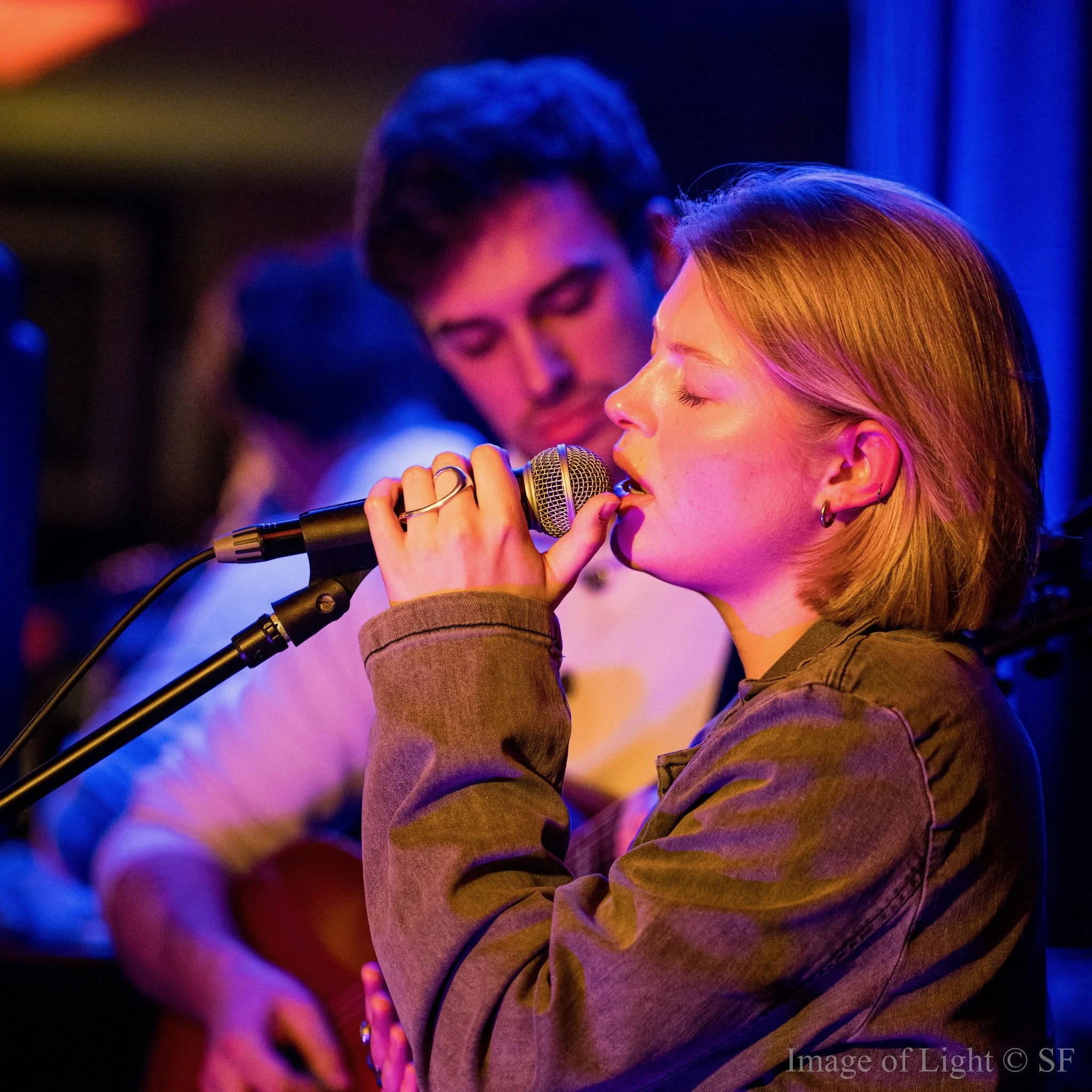 Tuesday Circle #90 - 26 van 27.jpeg