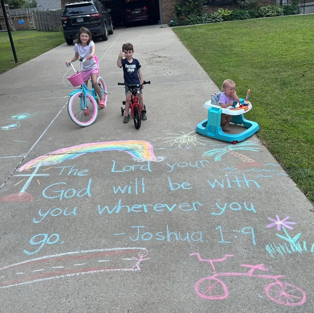 🥁The winner of the Sidewalk Chalk Scripture Challenge is&hellip; 🥁

The Gilfillan Family! 🎉 They did a great job sharing Joshua 1:9 on their driveway with lots of colorful drawings! 

Thanks to all who participated by helping us share scripture wi
