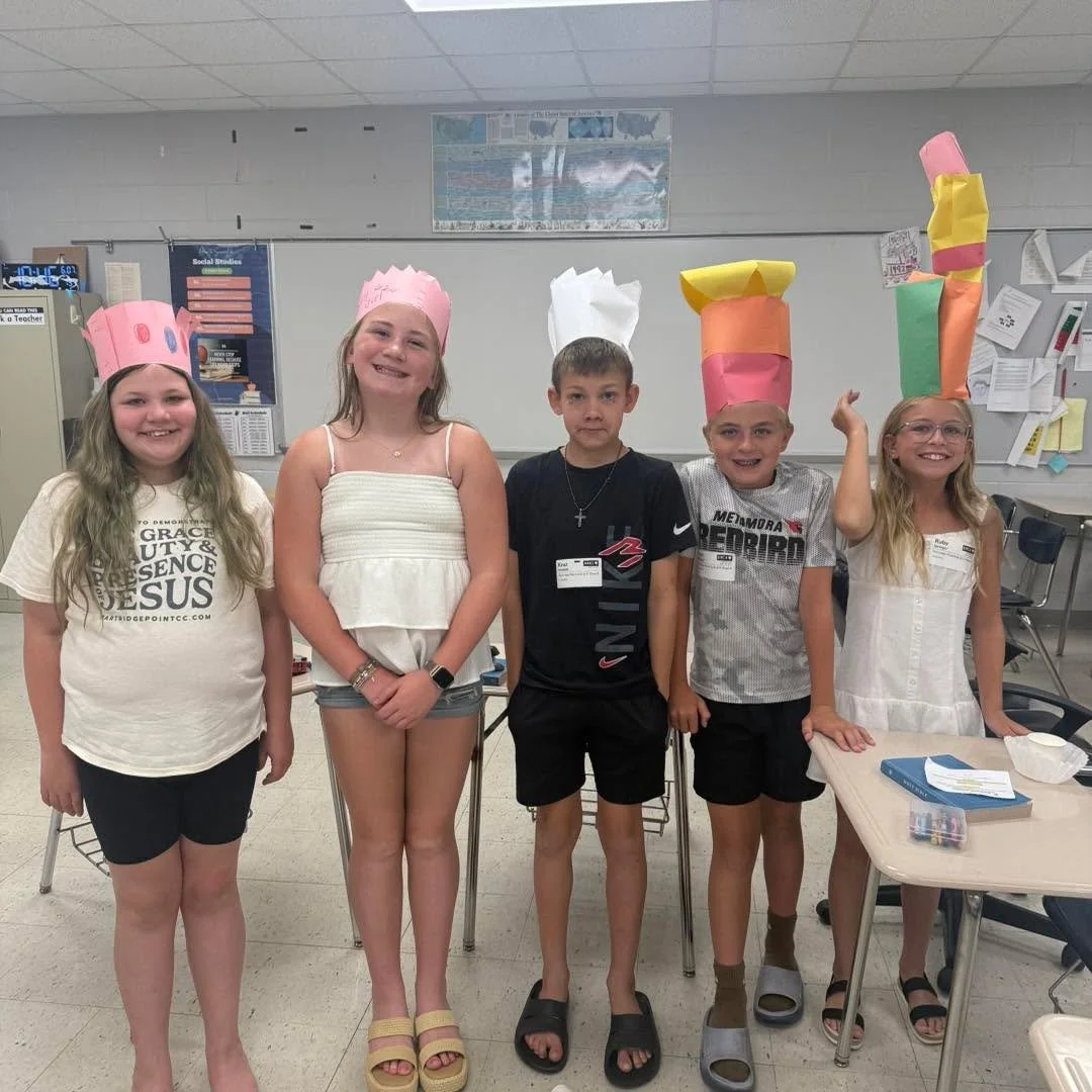 What a fun day in Partridge Point Kids! 

Today, the kids made crowns while learning about Jesus' triumphal entry into Jerusalem. We also memorized Philippians 2:8 and talked about Jesus' humility and obedience.

We're thankful for another great Sund