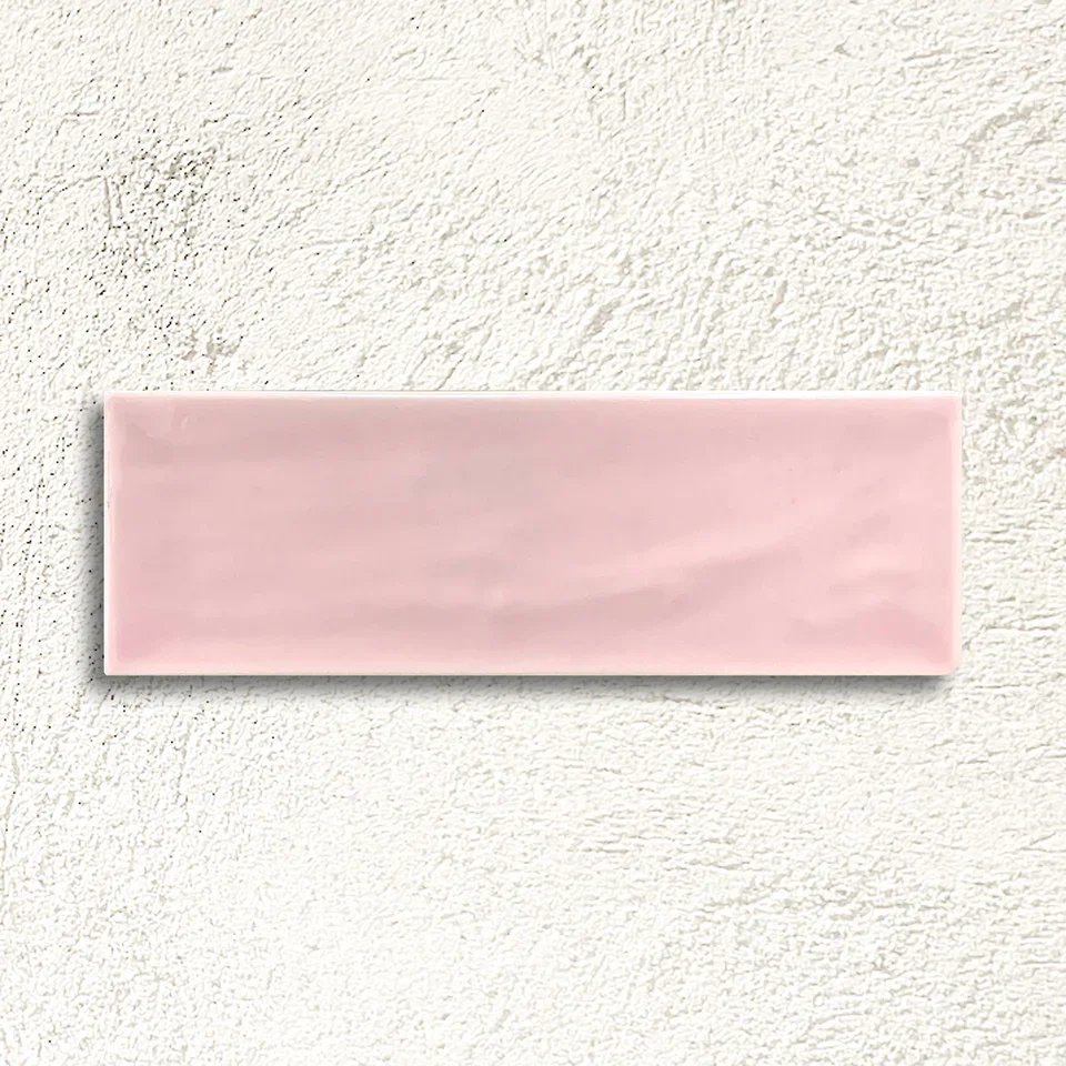 425060156_Aria_PinkGloss_10x30cm_FACE.webp