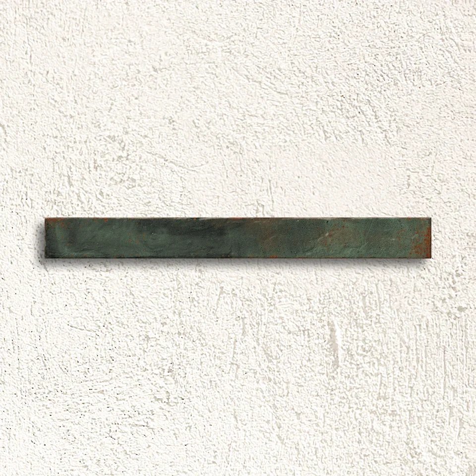 429115025_Genesi_GreenBrillo_4.8x45cm_FACE.webp