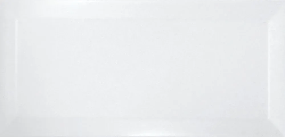 Metro-White-1920w.webp