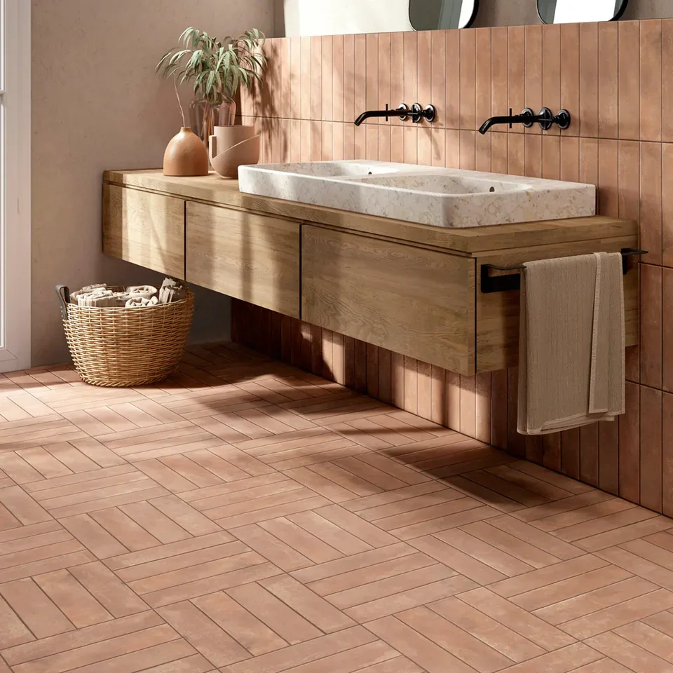 413338011_Terracotta_Cotto_7.5x30cm__ROOM1.webp