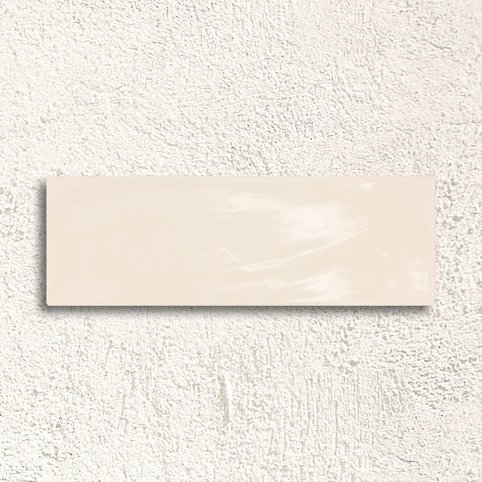 425060128_Aria_CreamGloss_10x30cm_FACE.webp