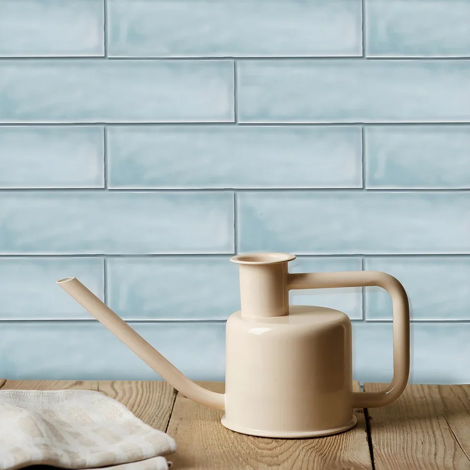 354011022_Belgravia_SkyGloss_7.5x30cm__ROOM1.webp