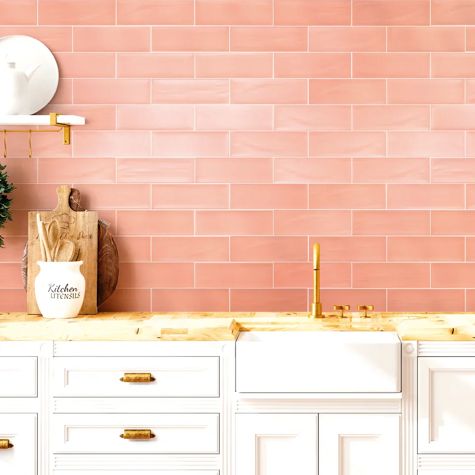 425060173_Aria_SienaMatt_10x30cm__ROOM1.webp