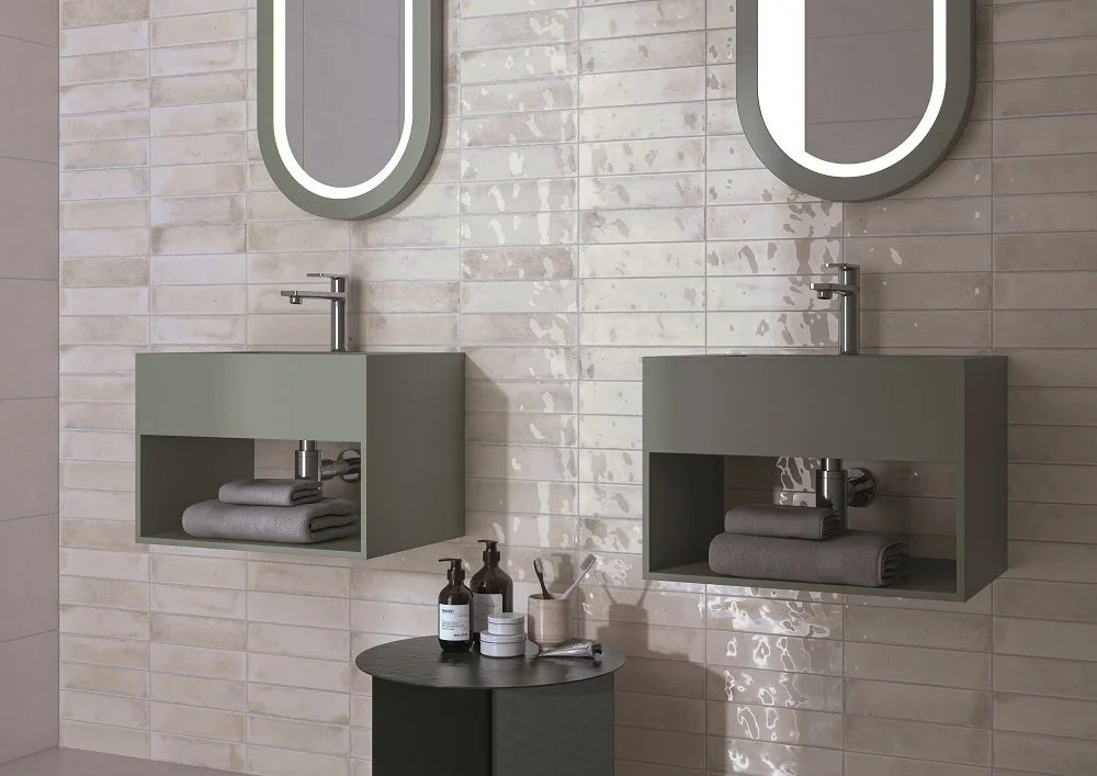AMBIENTE-Seralis-WHITE-60X246-BANO.jpg