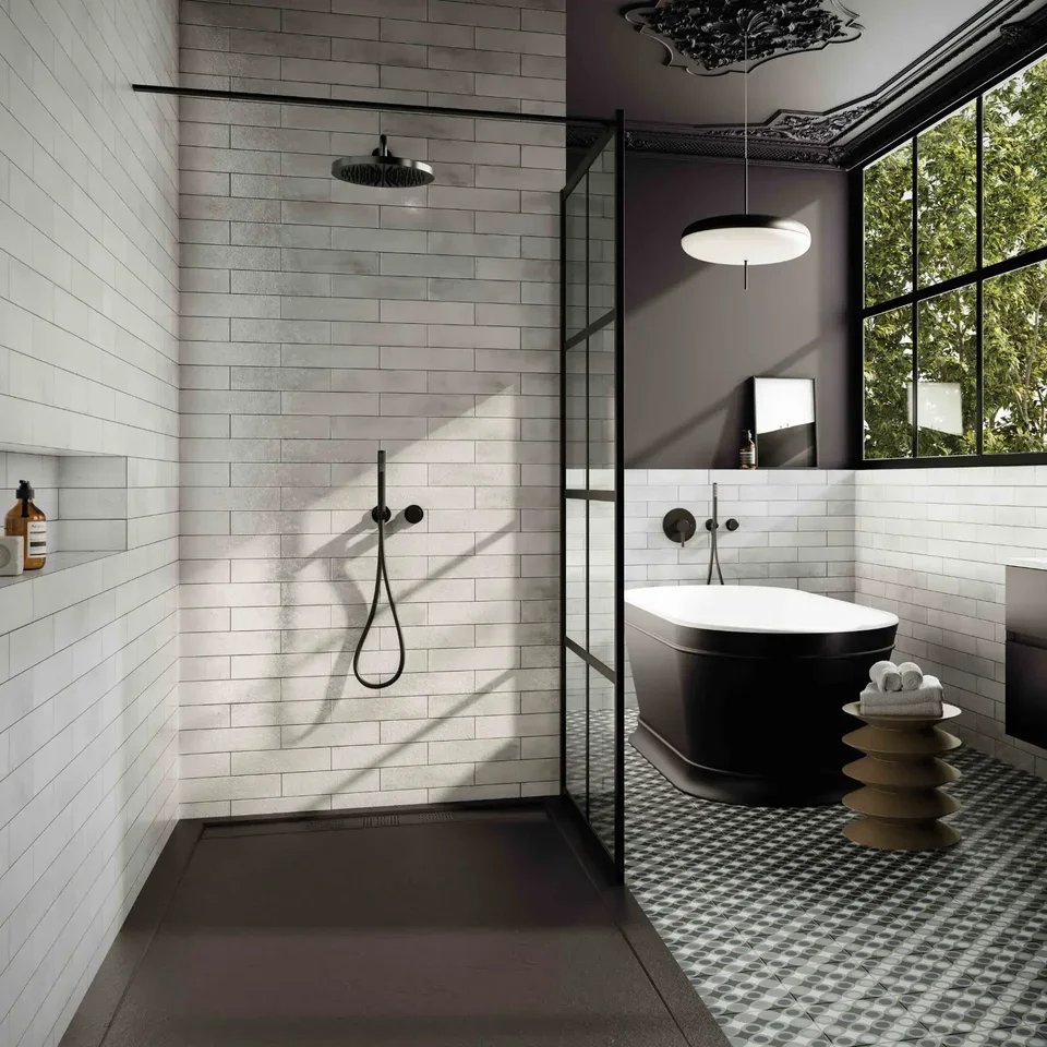 429114020_Mussa_WhiteBrillo_7.5x30cm__ROOM1.webp