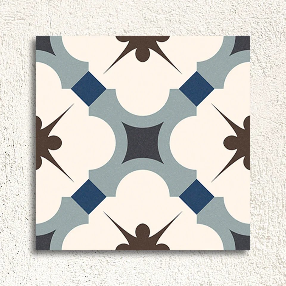 404457161_Grace_BlueTaco_16.5x16.5cm_FACE.webp