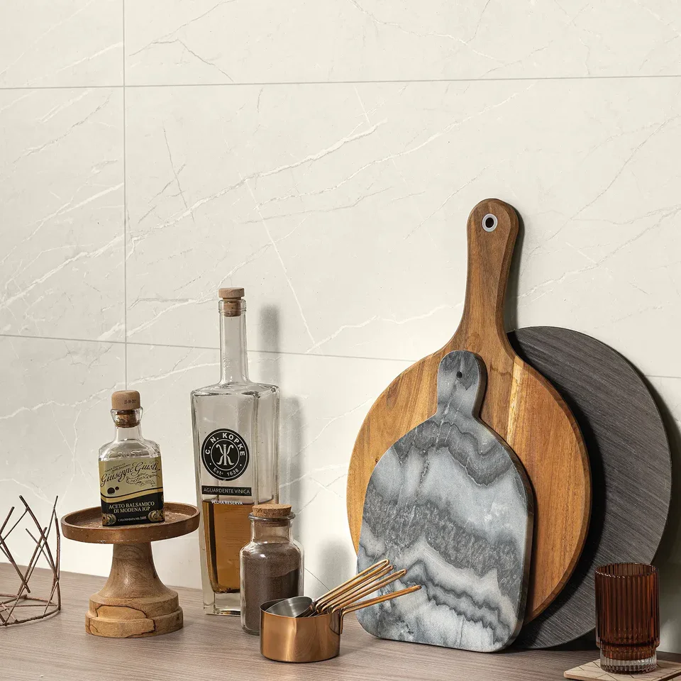 577004061_Muse_IvoryWallTile_30x60cm_ROOM1.webp