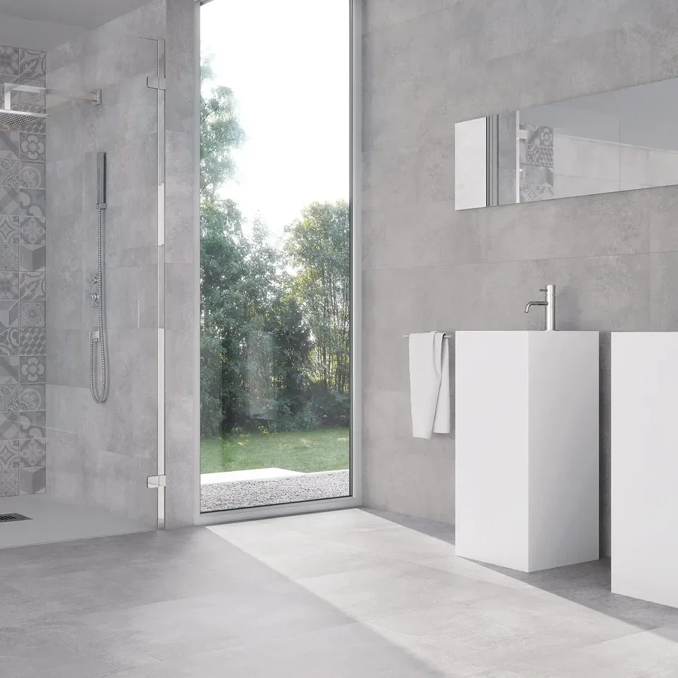 429050003_Neutra_Pearl_WallTile__30x90cm__ROOM1 (1).webp