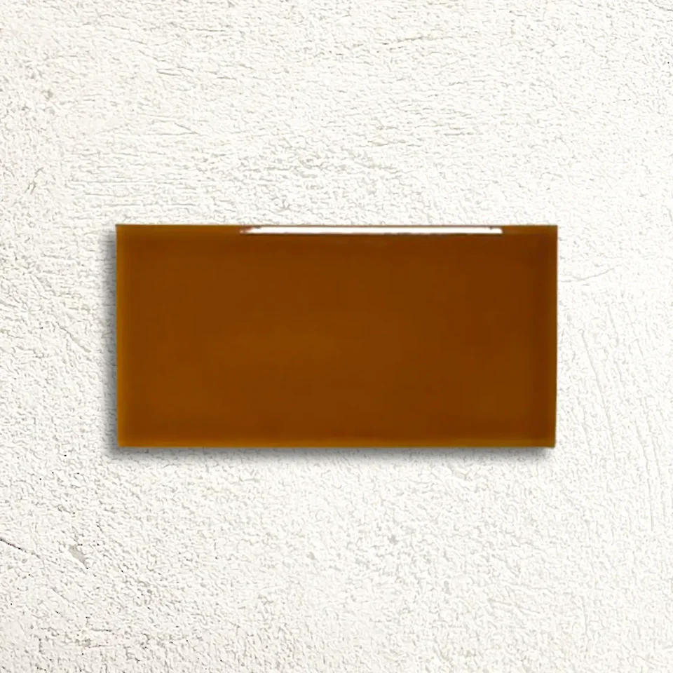 406100022_Windsor_Osborne_Caramel-Gloss_7.5x15cm_FACE.webp