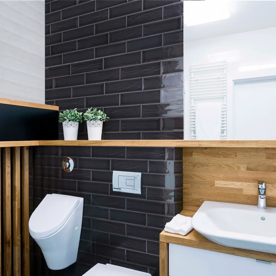 425060144_Aria_BlackGloss_10x30cm__ROOM1.webp