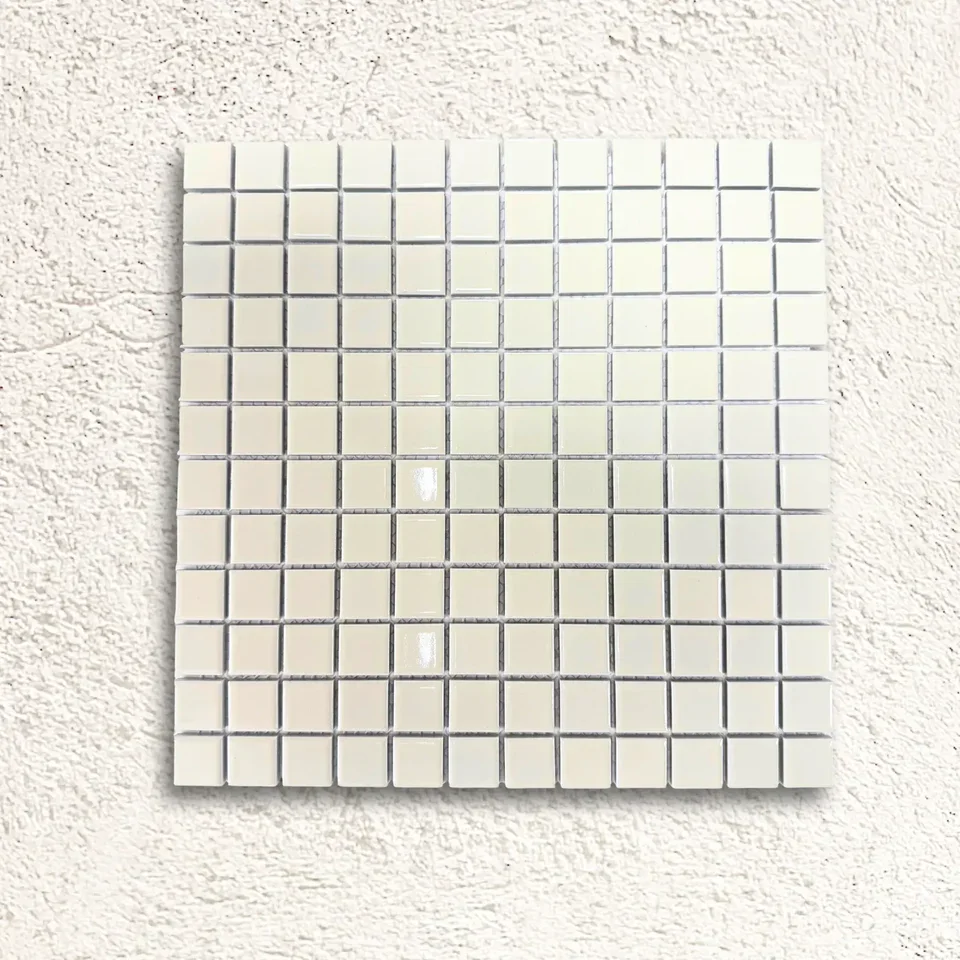231011116_CeramicPool_Vanilla_23x23mm_FACE_44cc7c07-d60c-4e23-943c-5ee7ed378cbc.webp