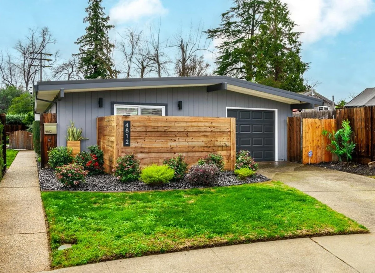 Streng Bros home with one car garage.