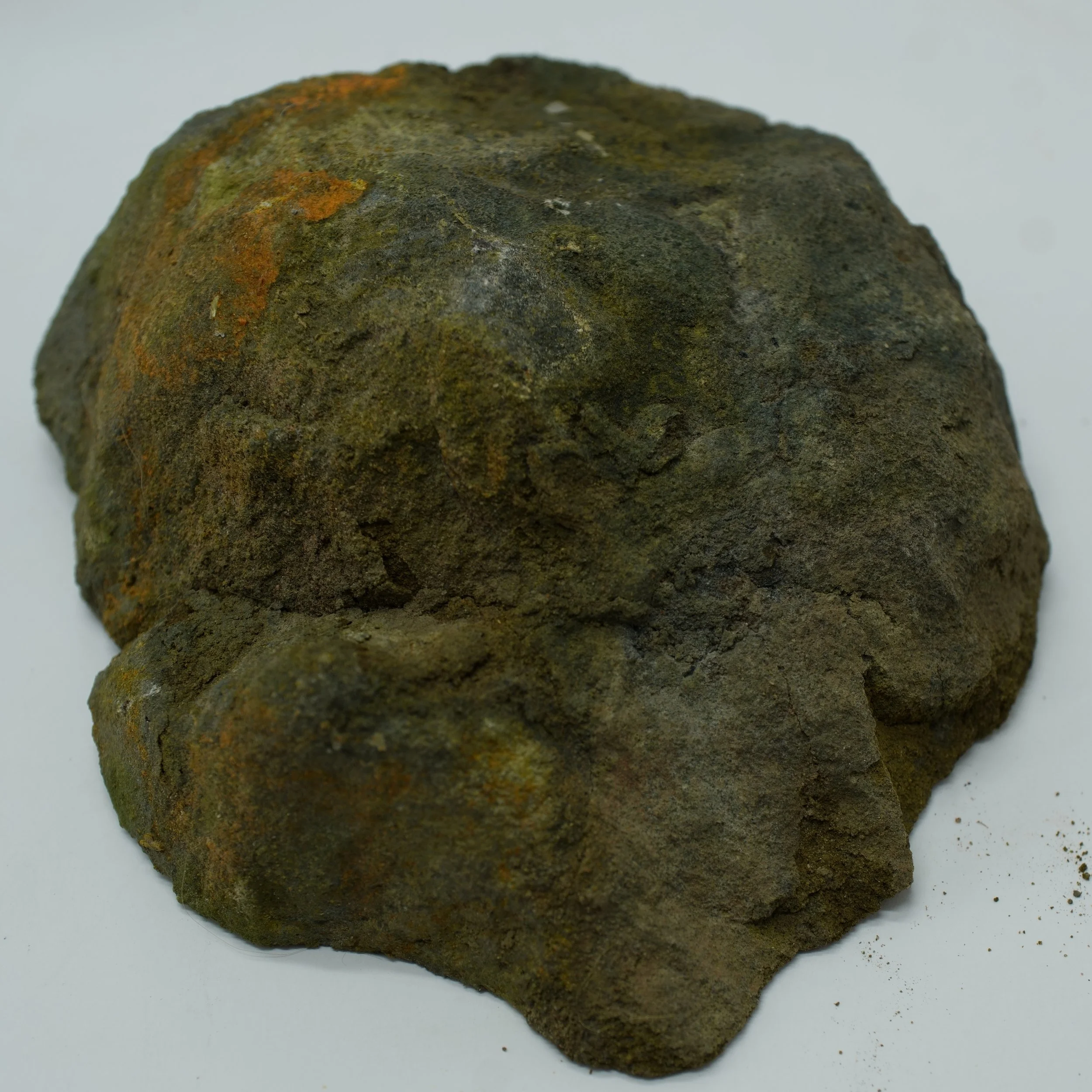 Compact Utah uranium ore specimen with carnotite mineralization measuring 3.5 inches and emitting 25,000 CPM