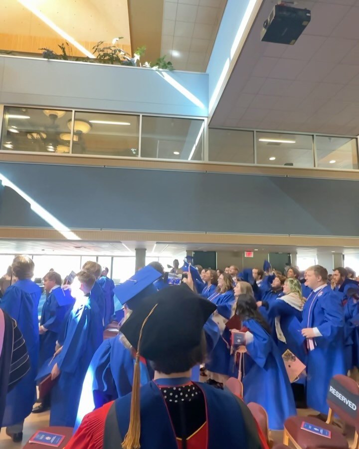 Congrats to our @marypappertsom graduates!
