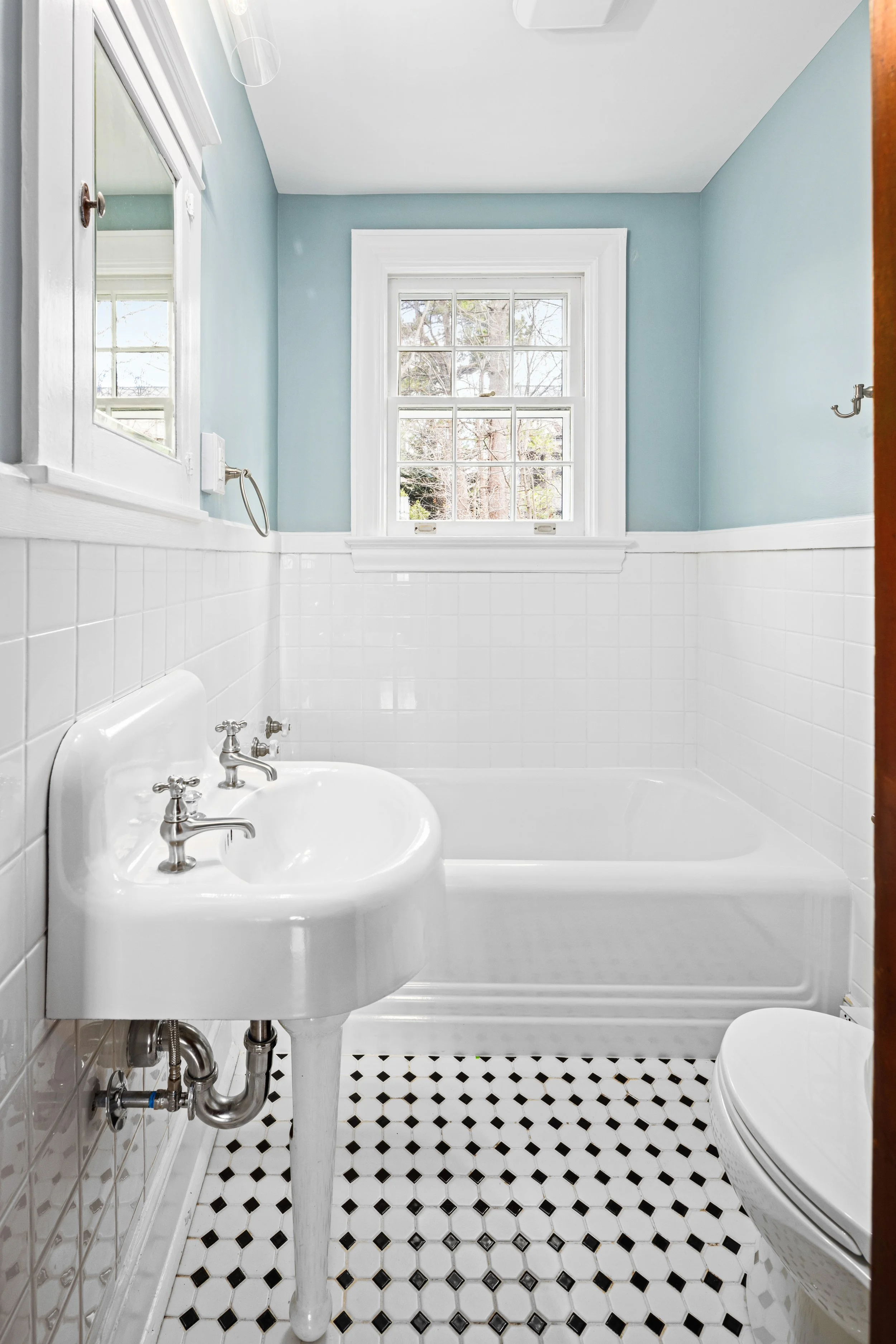 OldTownBungalow_14.jpg