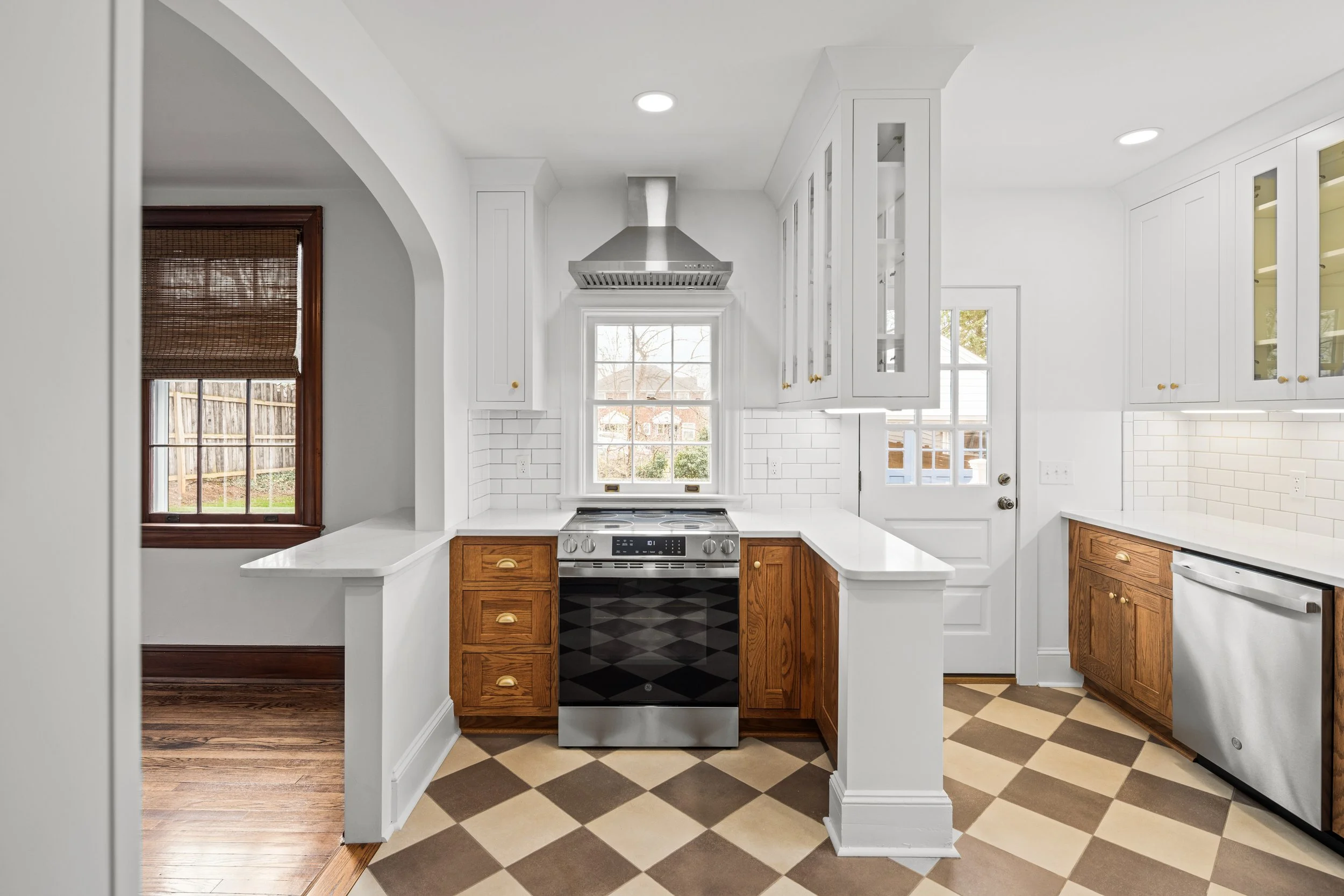 OldTownBungalow_11.jpg