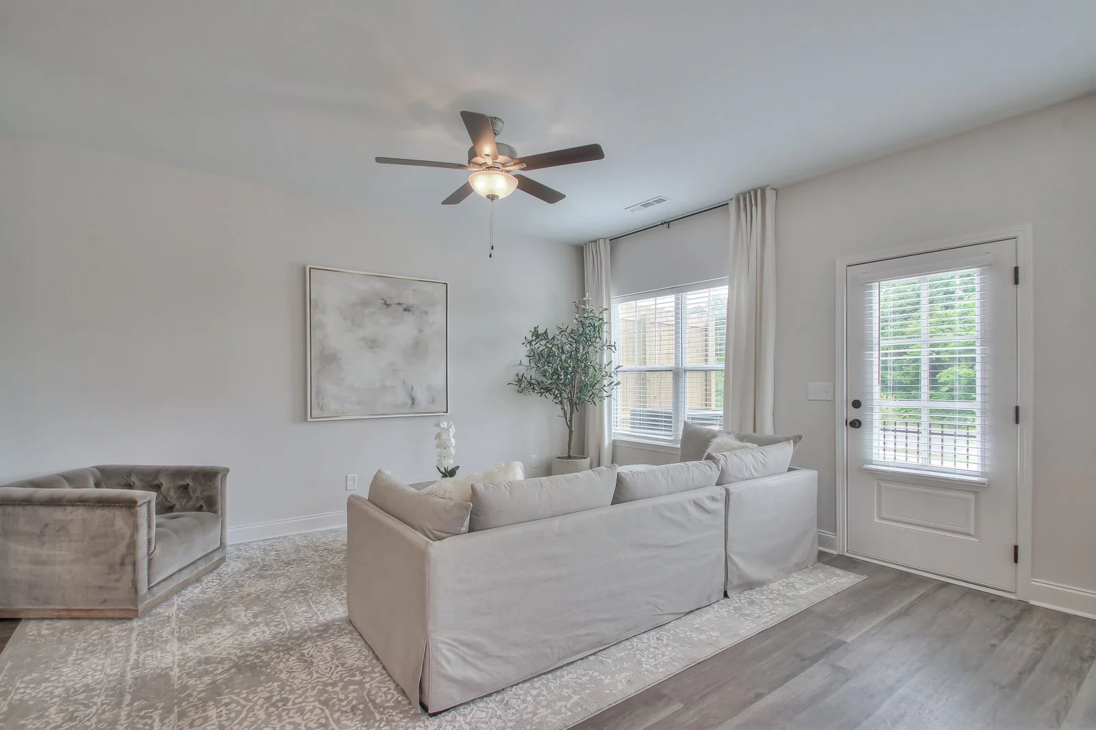 Gallery — 1801 Townhomes Antioch, TN Rental Homes